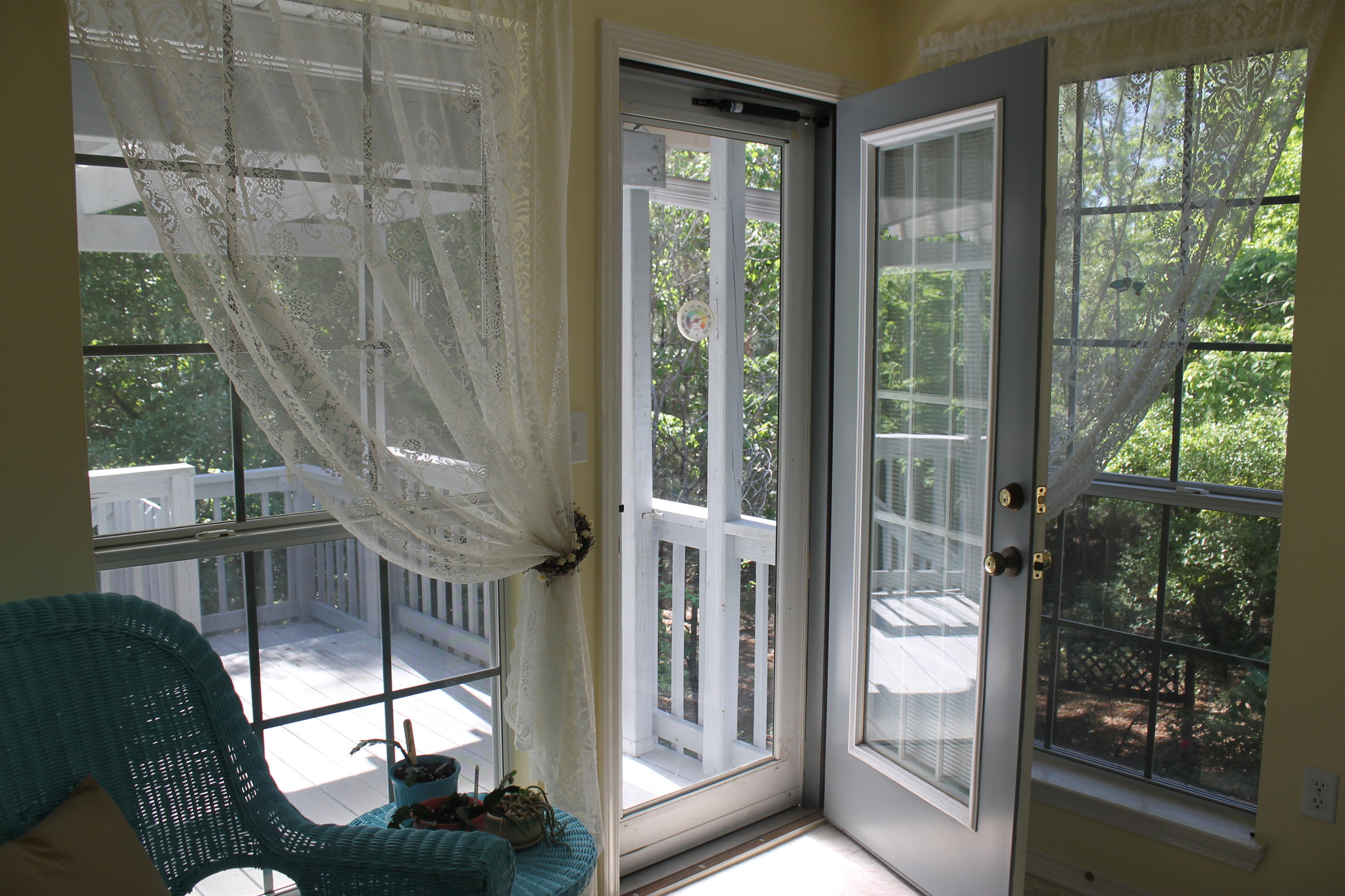 KENNEDY LAKE (UNRECORDED) - Residential