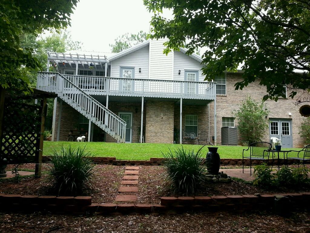 KENNEDY LAKE (UNRECORDED) - Residential