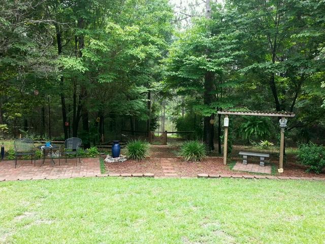 KENNEDY LAKE (UNRECORDED) - Residential