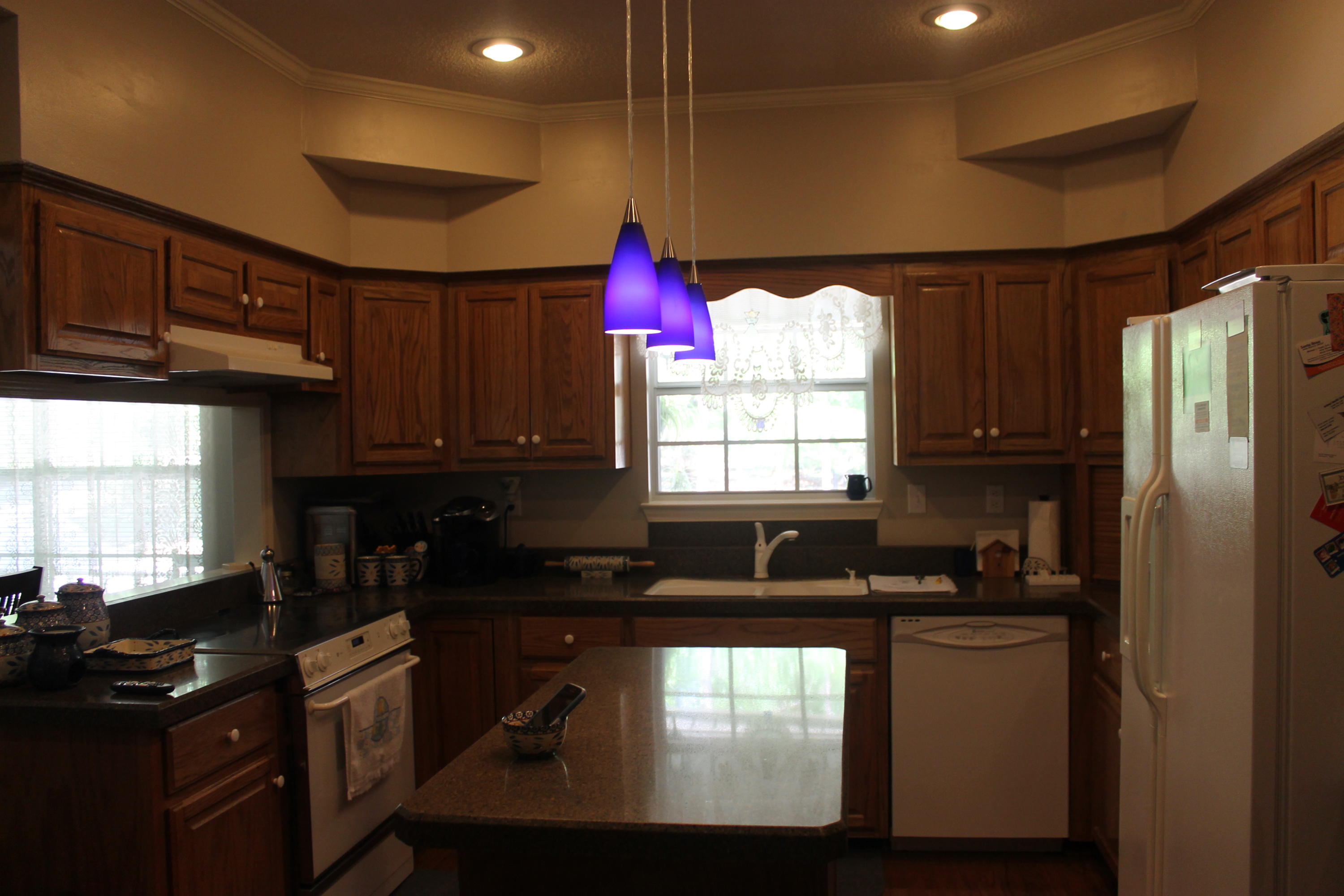 KENNEDY LAKE (UNRECORDED) - Residential