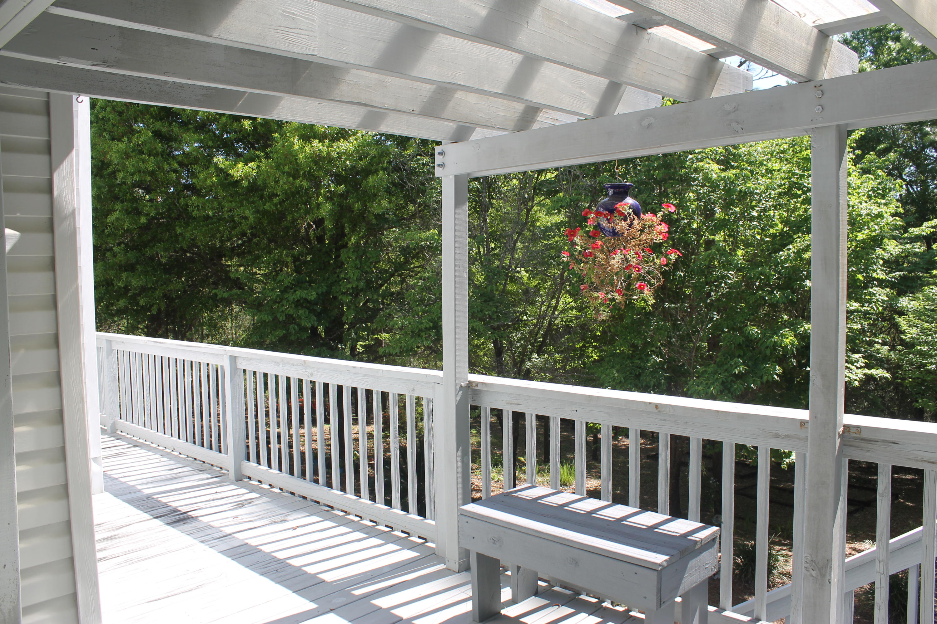 KENNEDY LAKE (UNRECORDED) - Residential