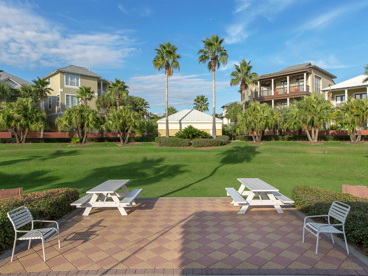 SEACREST BEACH - Residential