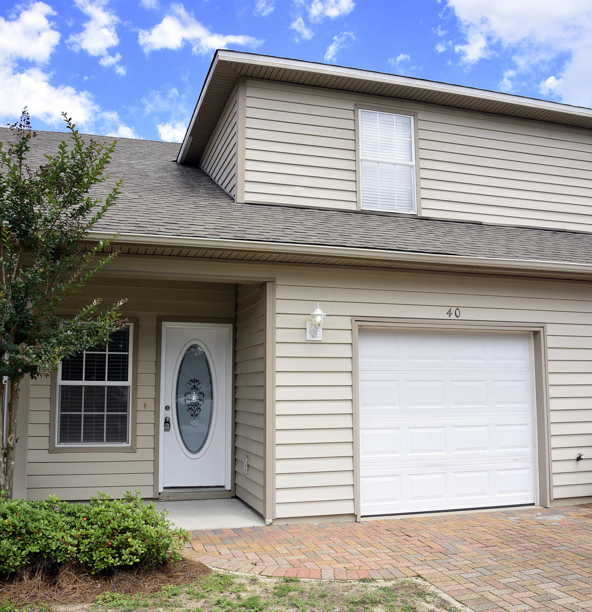 CARONDOLET T/H - Residential