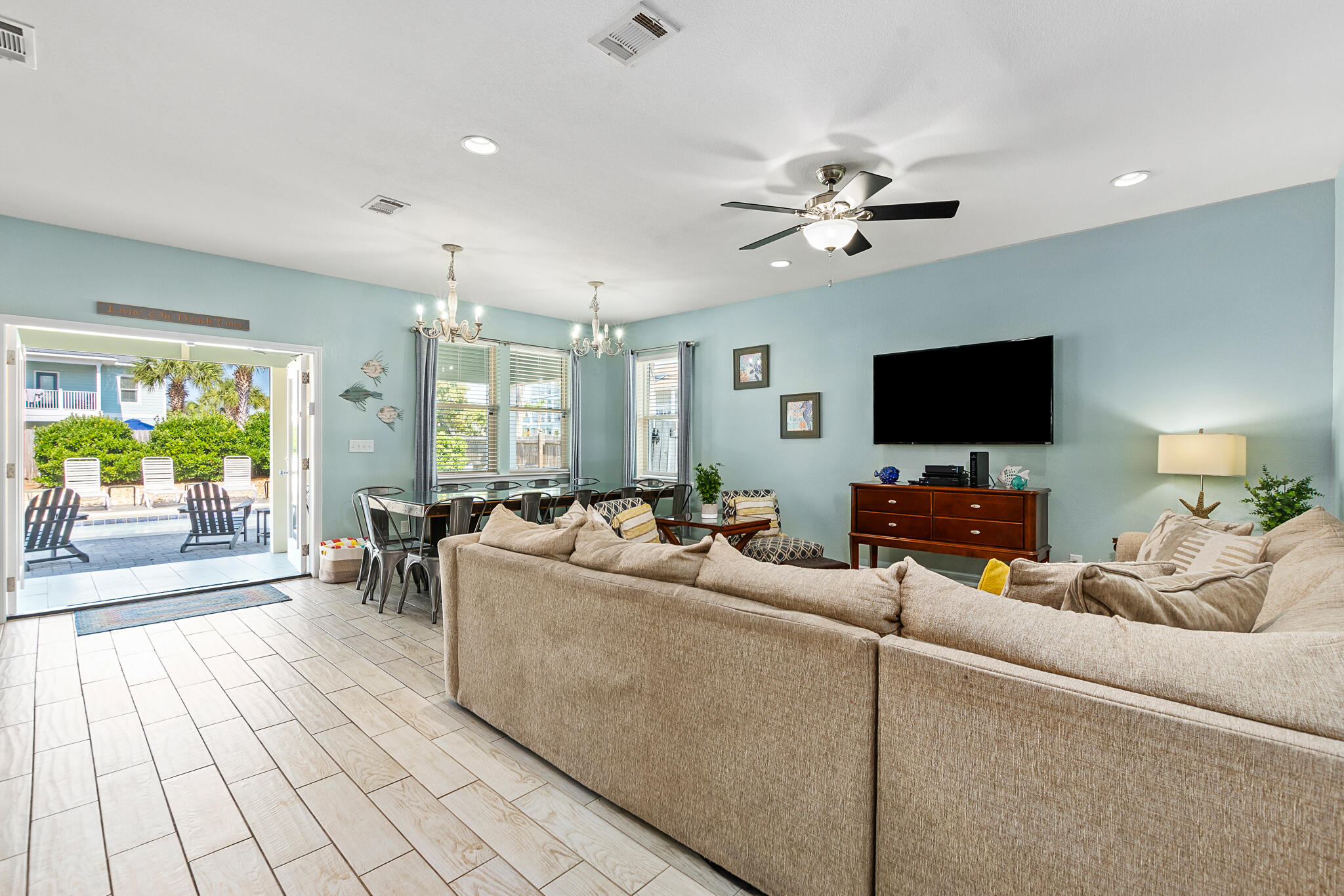 CRYSTAL BEACH - Residential