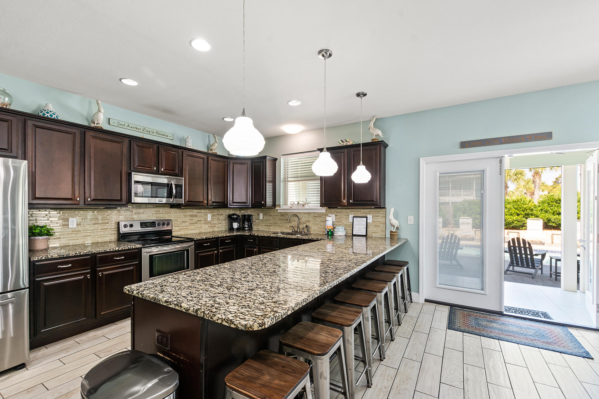CRYSTAL BEACH - Residential