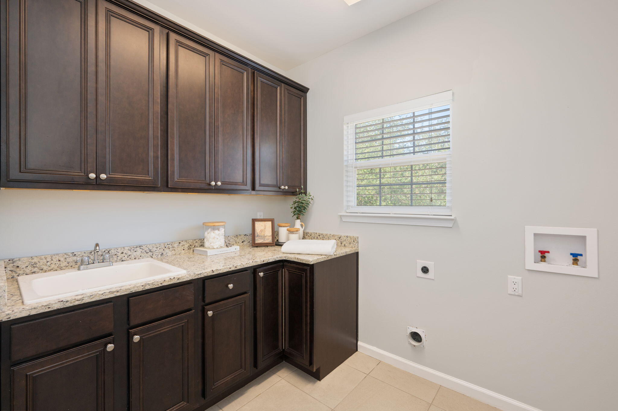 Traditions at Walton Oaks - Residential