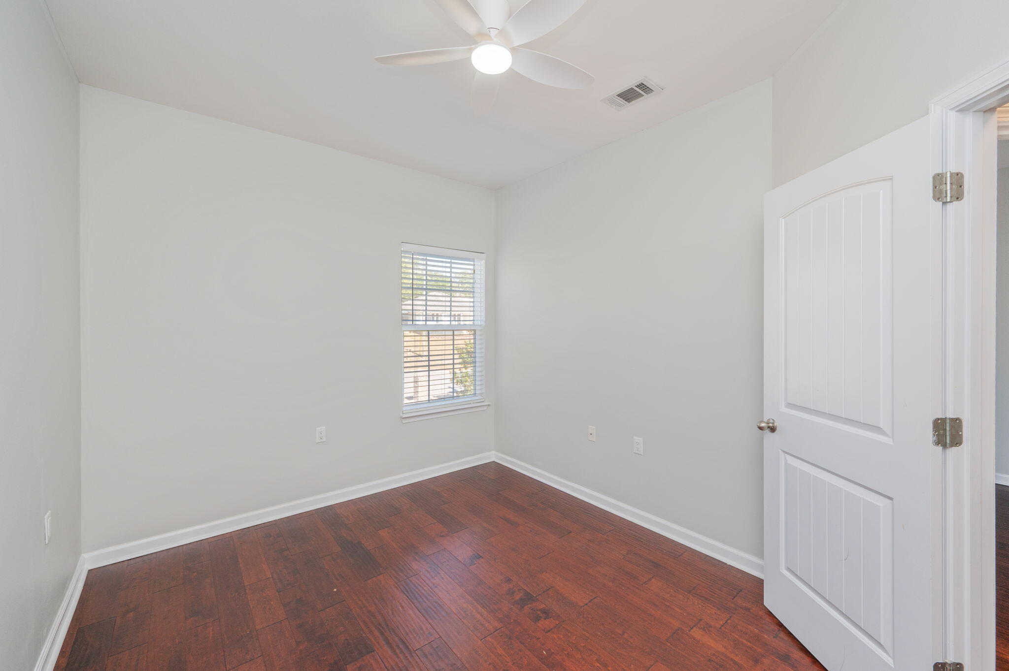 Traditions at Walton Oaks - Residential