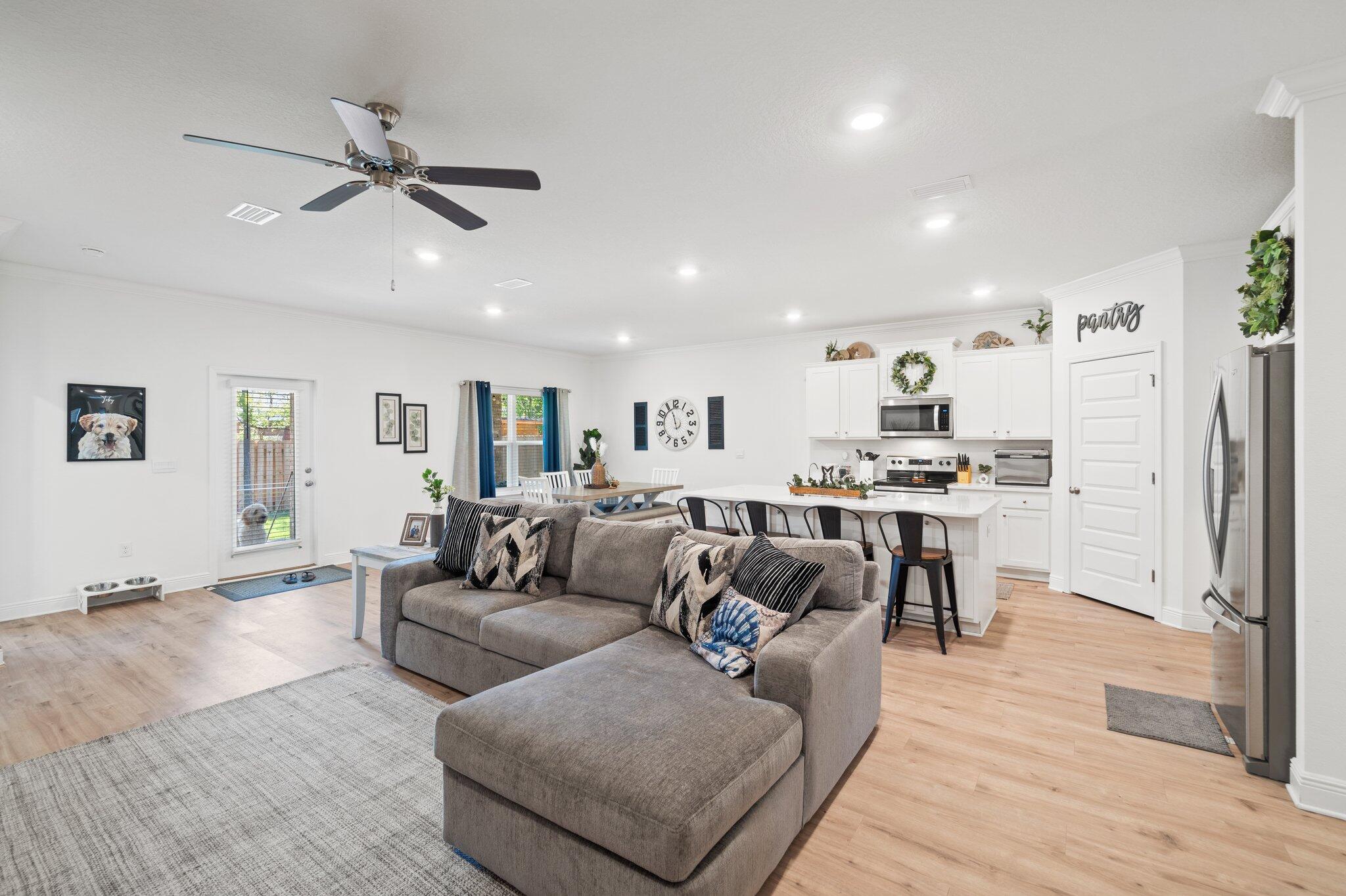 Live Oak Harbor - Residential