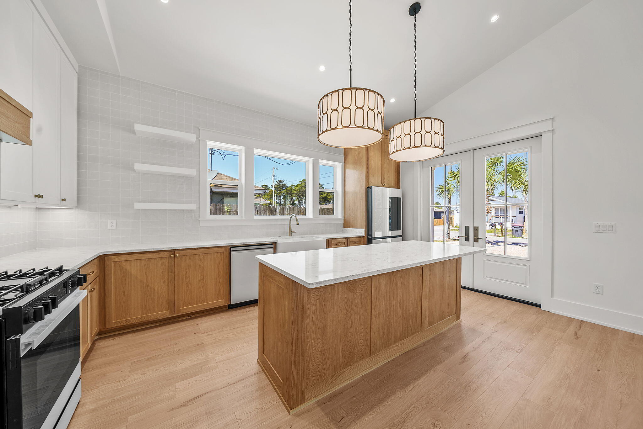 RIVIERA BEACH - Residential