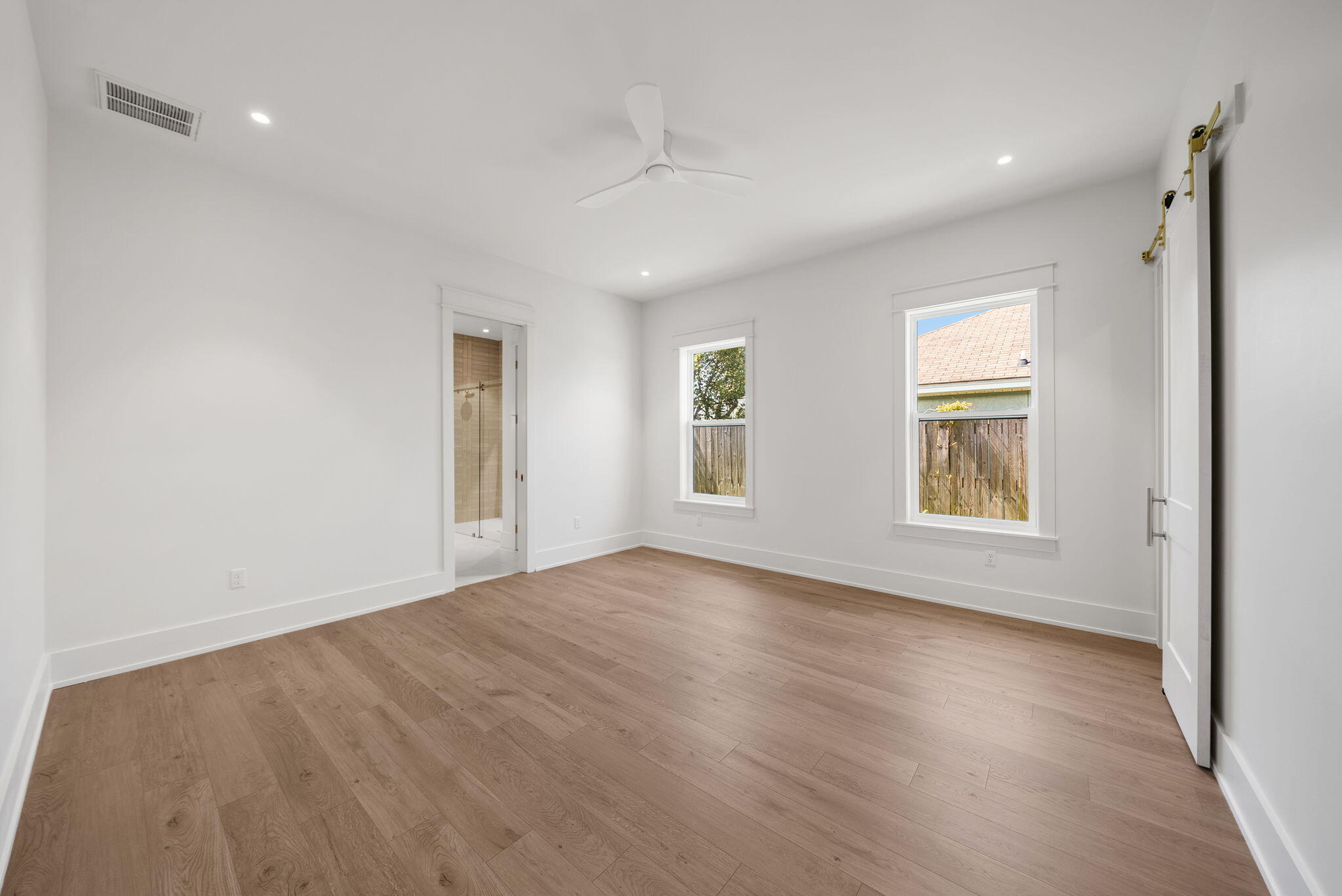 RIVIERA BEACH - Residential