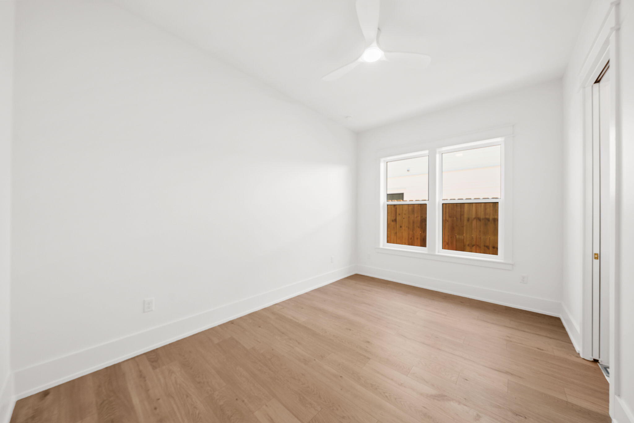 RIVIERA BEACH - Residential