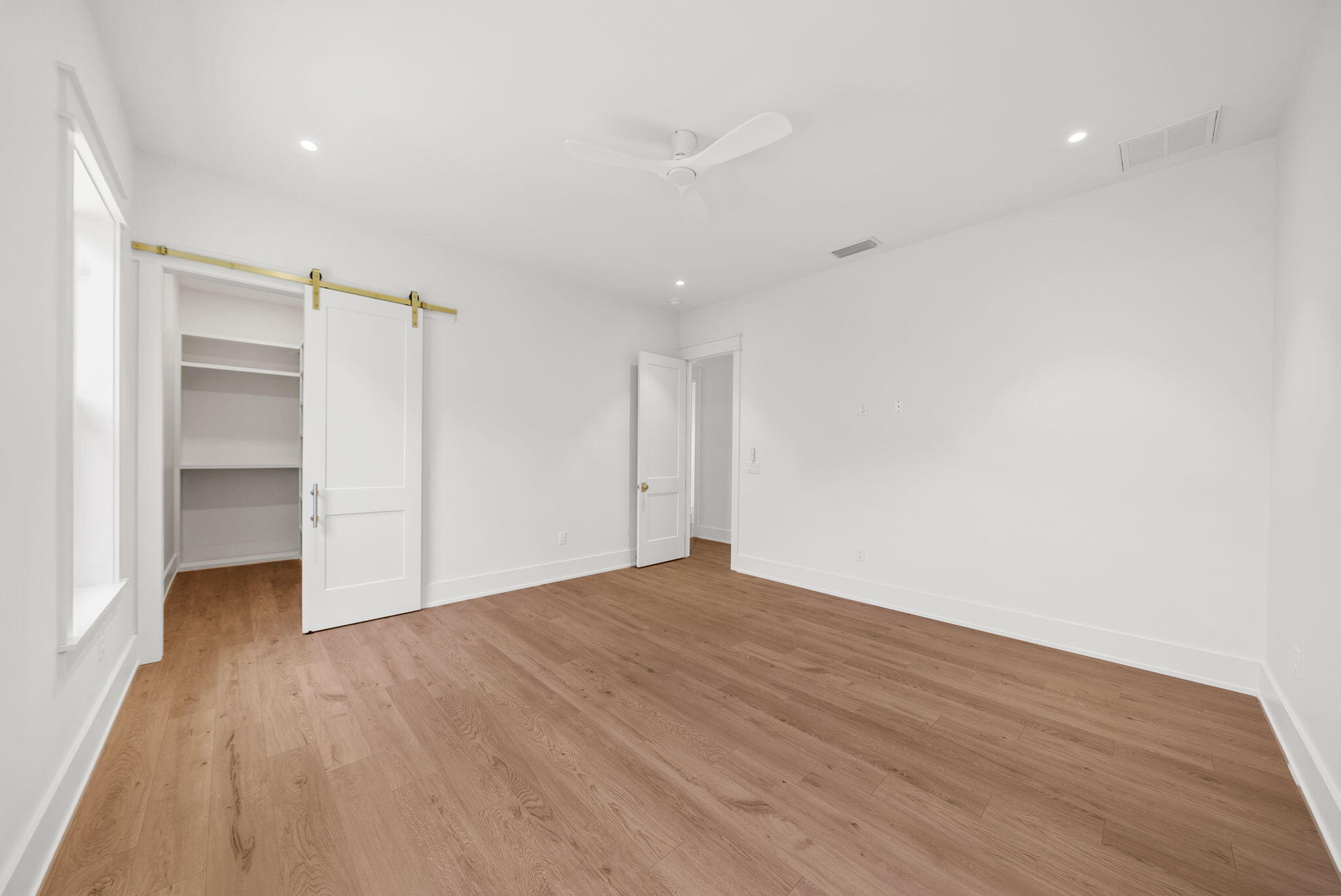 RIVIERA BEACH - Residential