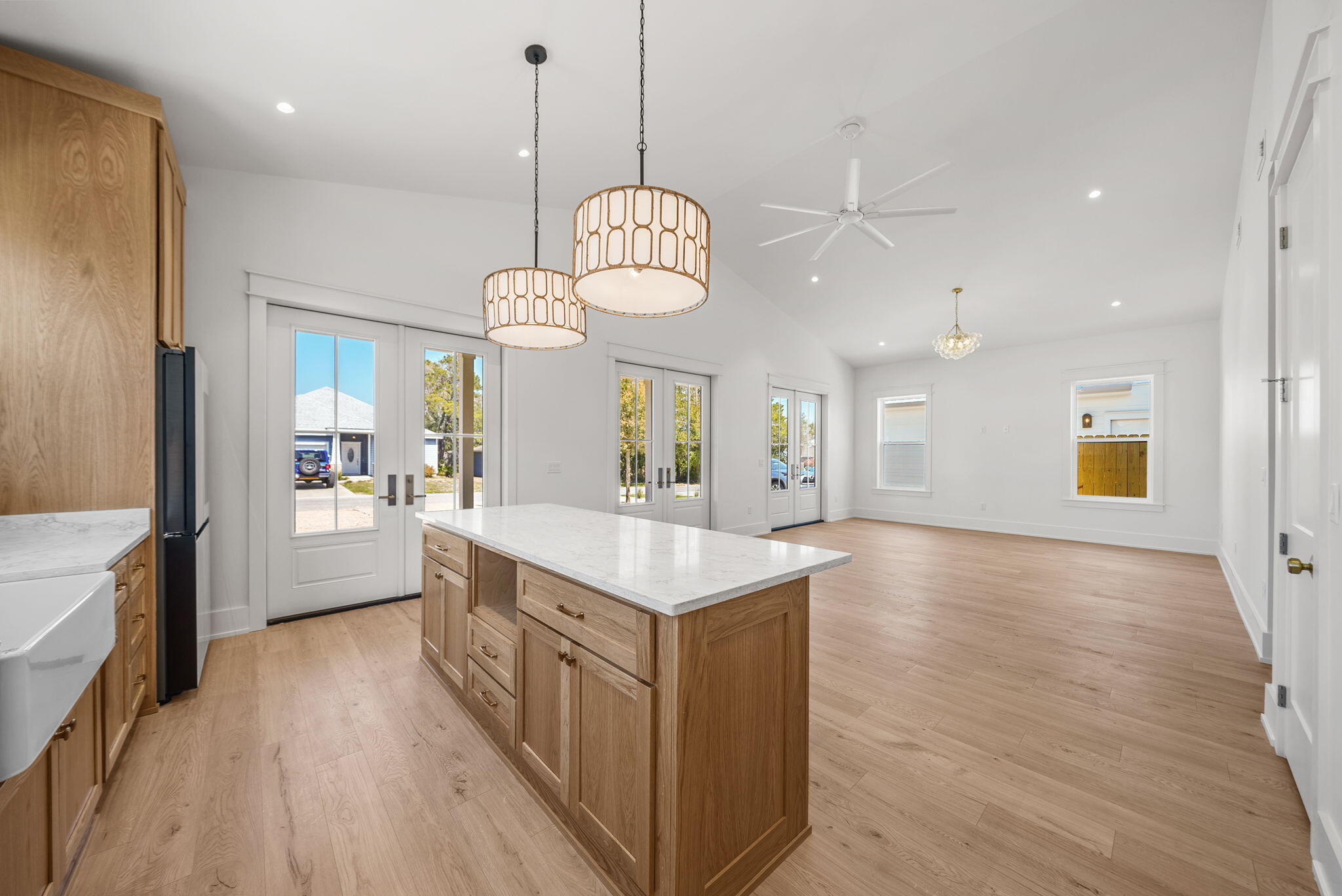 RIVIERA BEACH - Residential