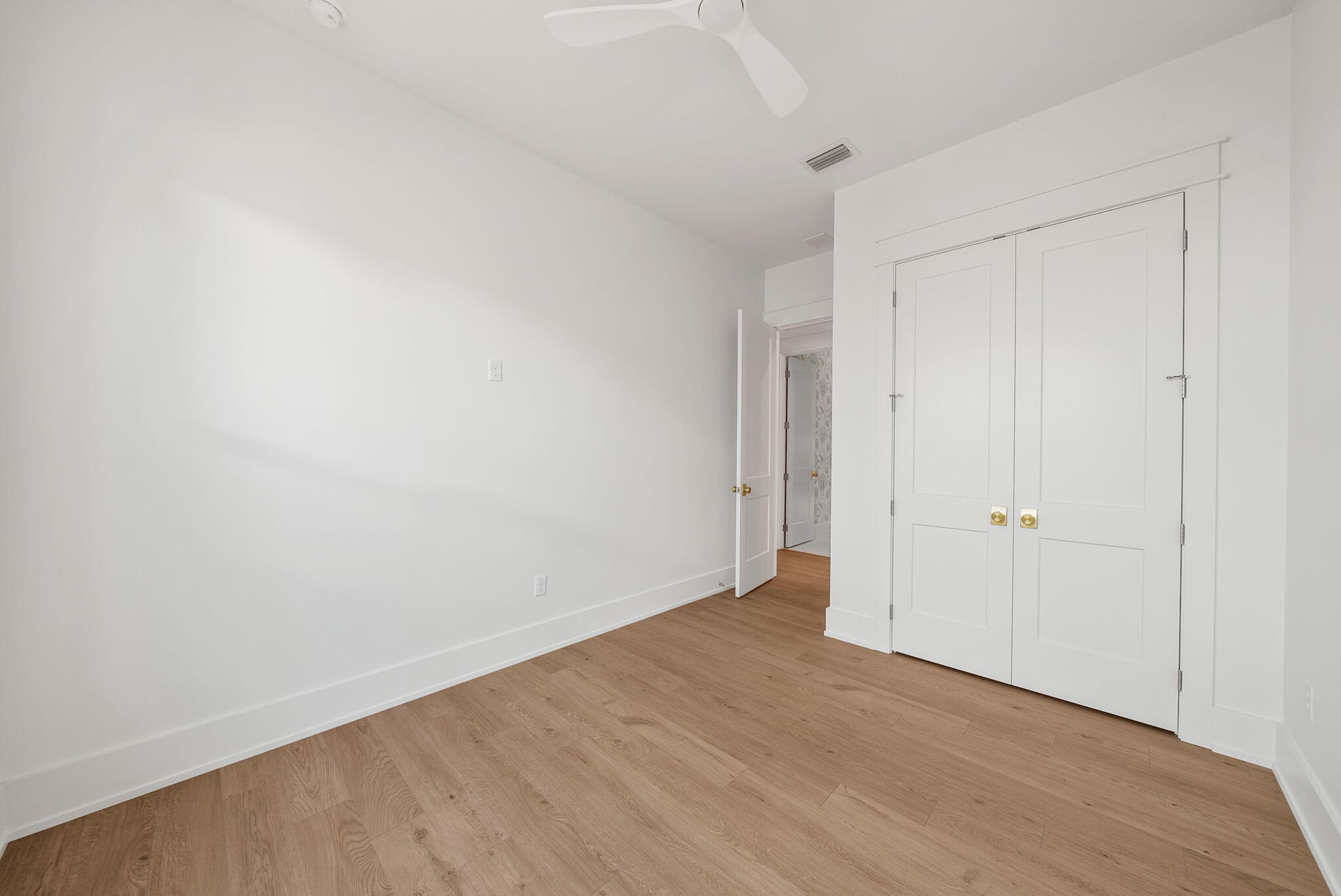 RIVIERA BEACH - Residential