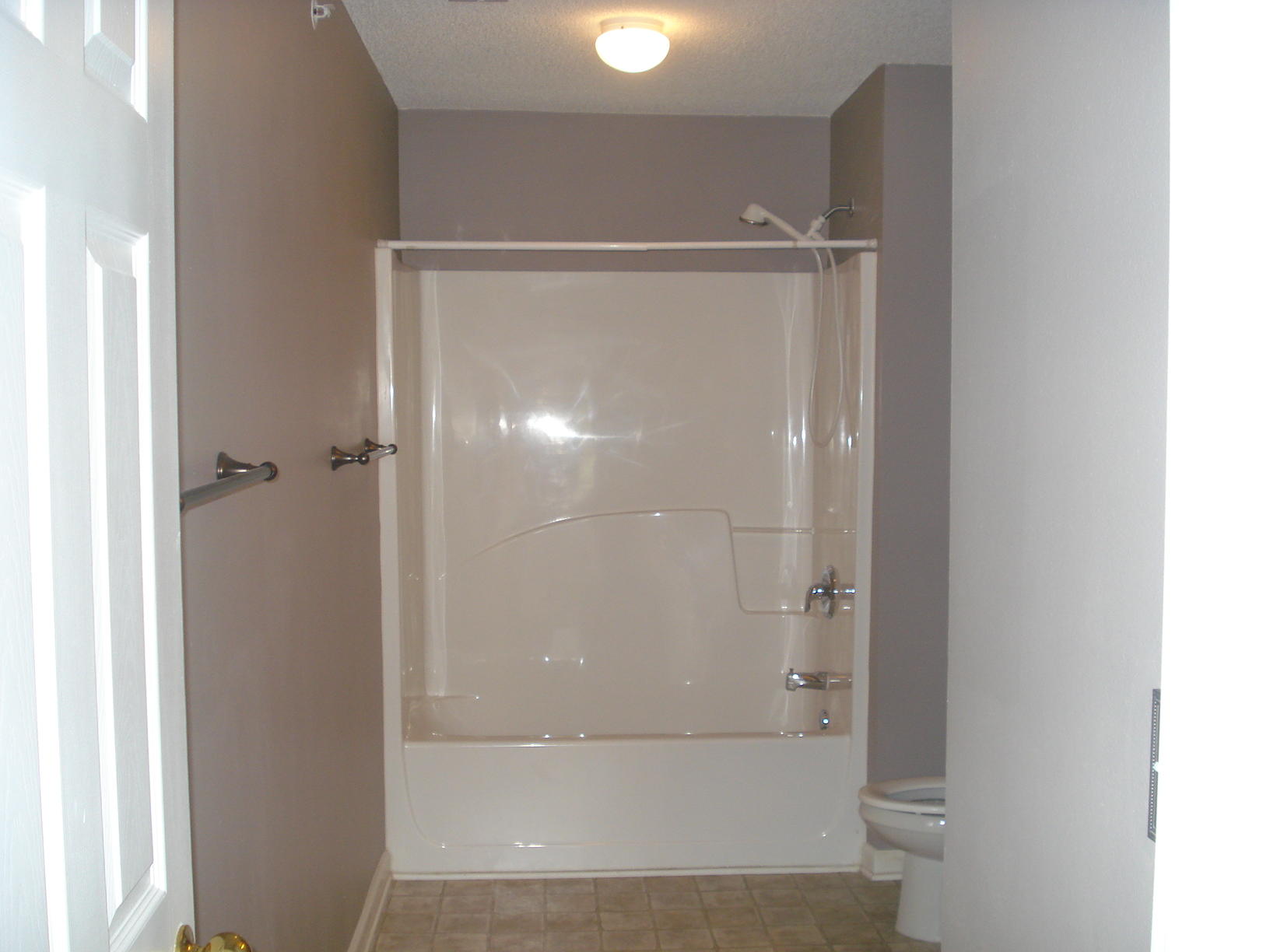 ROLLING PINES - Residential