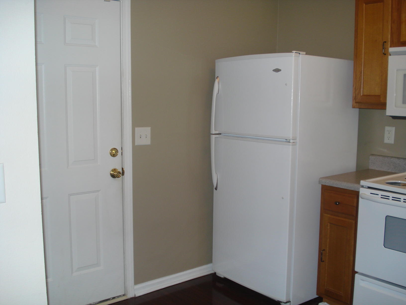 ROLLING PINES - Residential