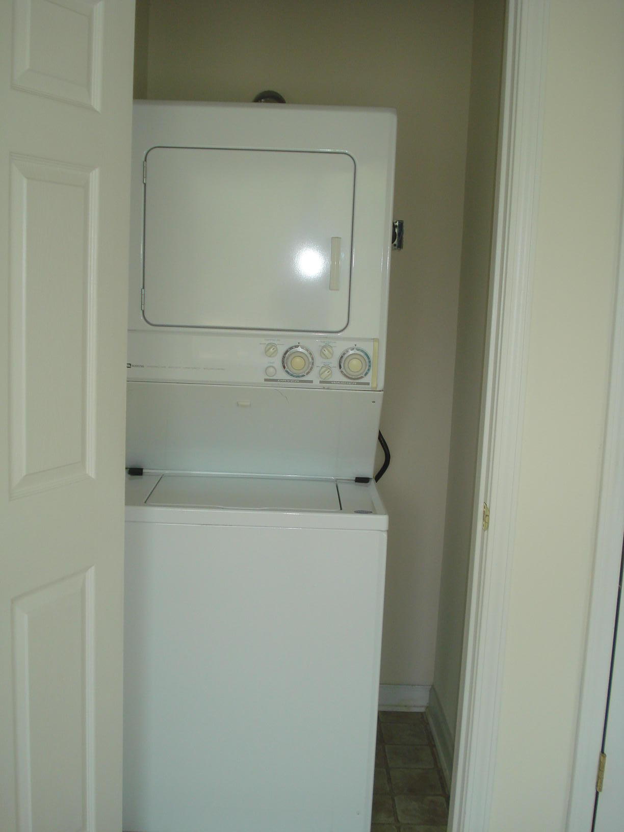 ROLLING PINES - Residential