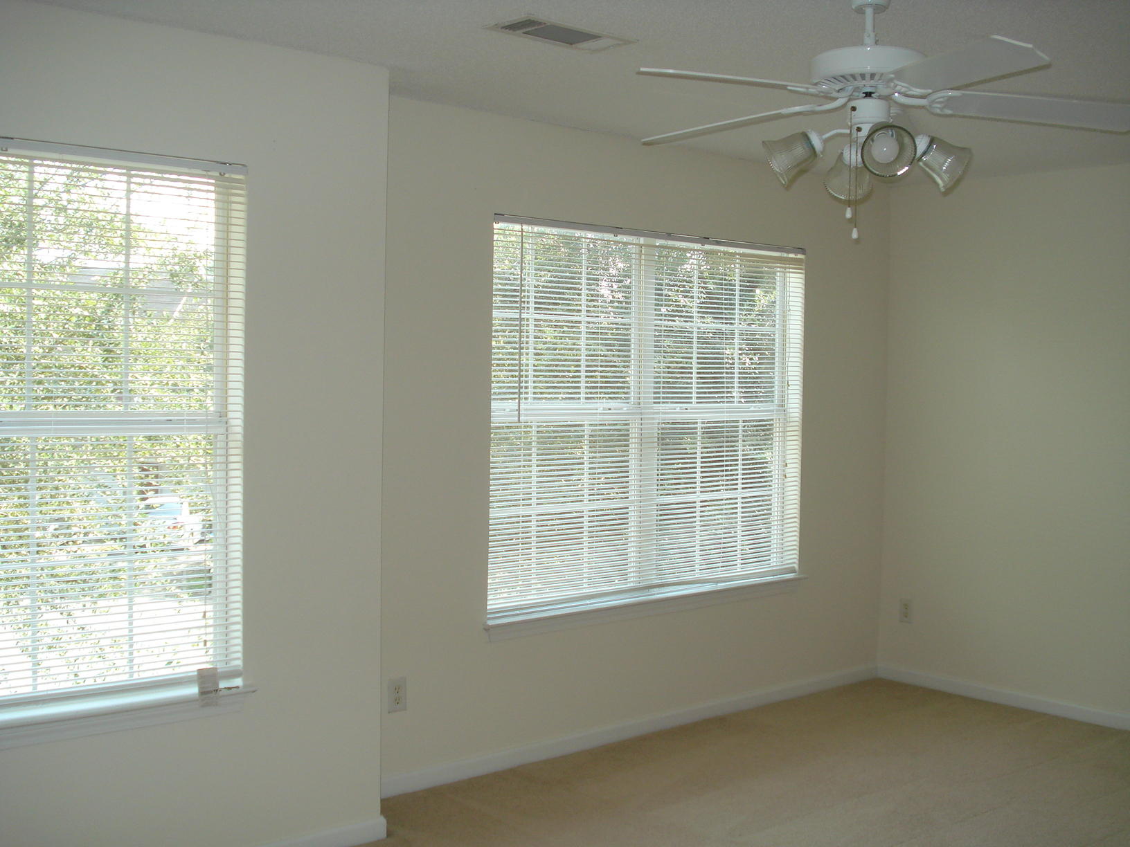 ROLLING PINES - Residential