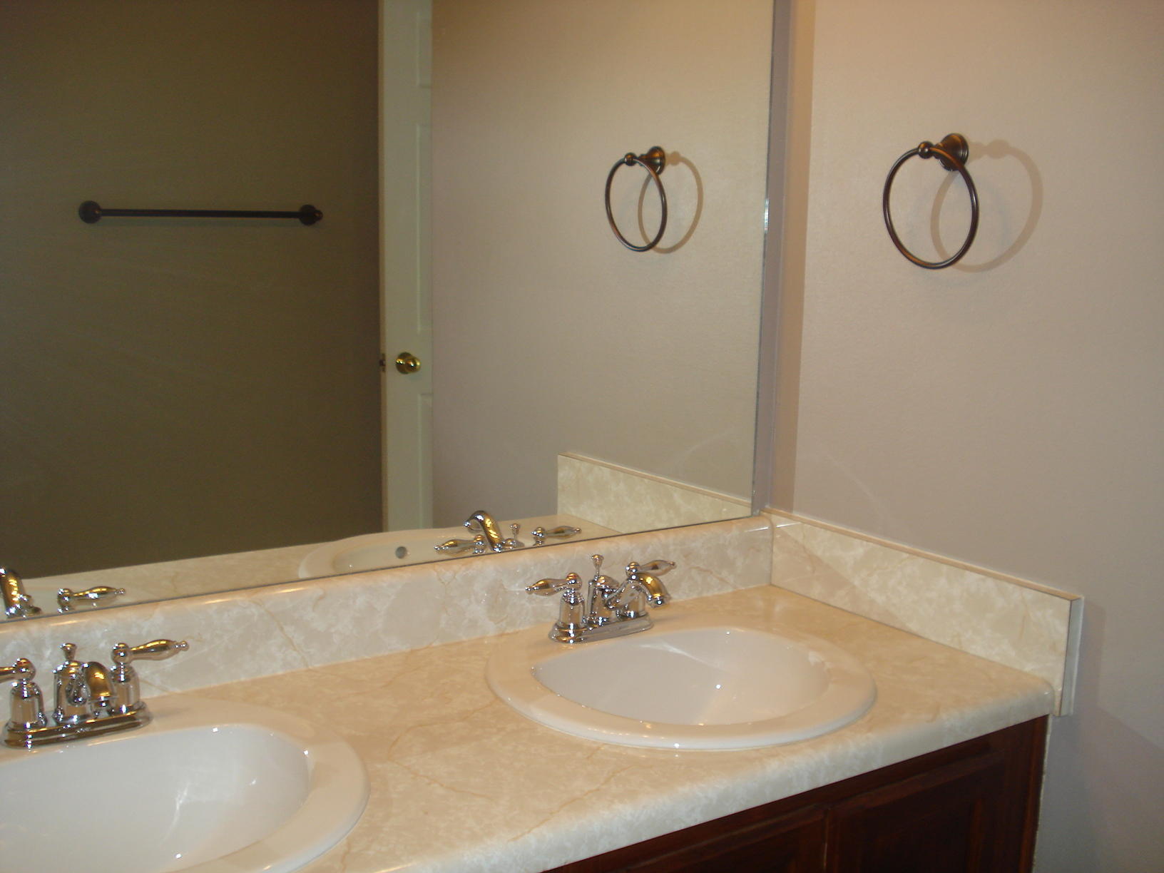 ROLLING PINES - Residential