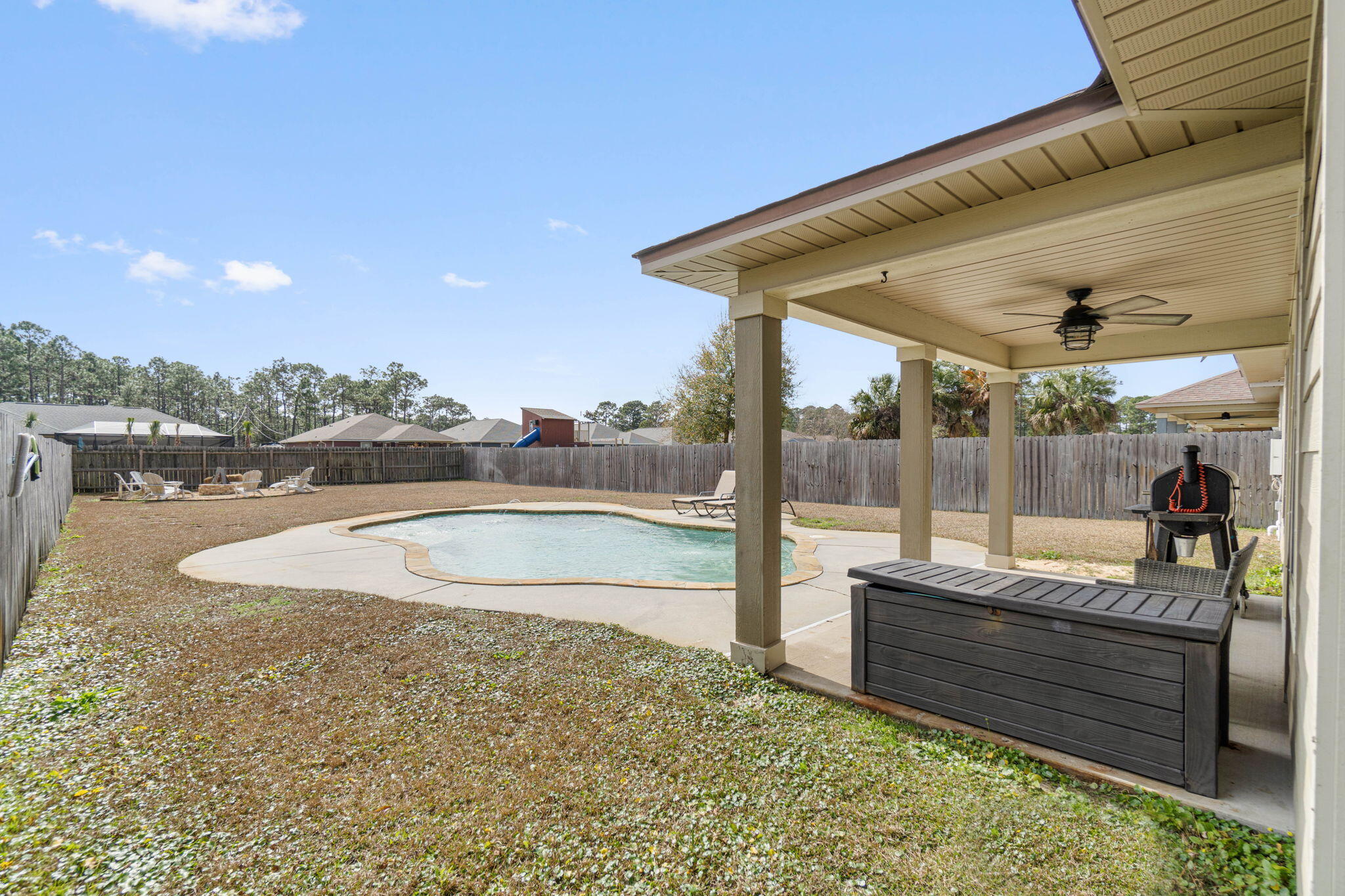 NAVARRE S/D 2ND ADDN - Residential