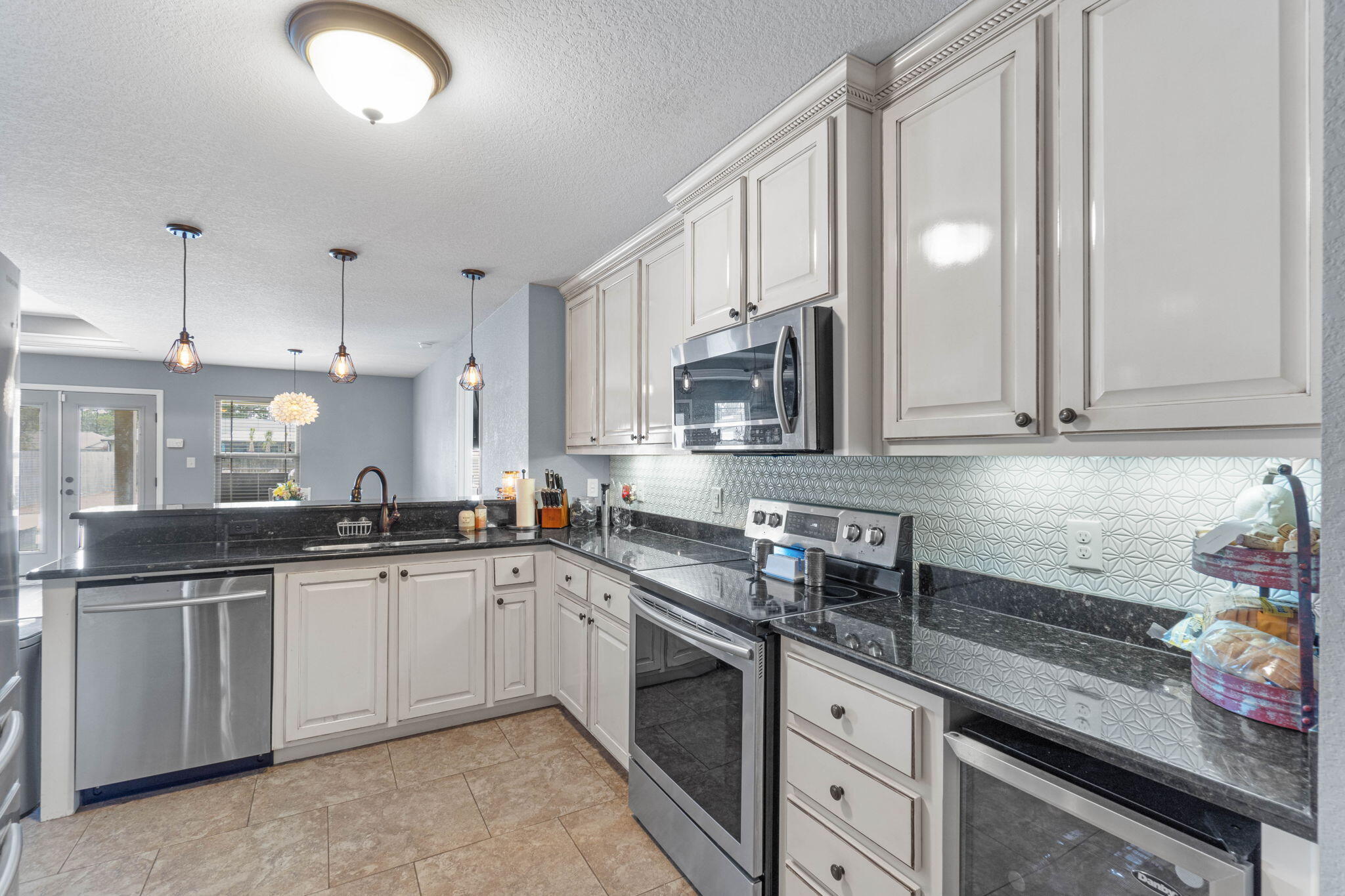 NAVARRE S/D 2ND ADDN - Residential