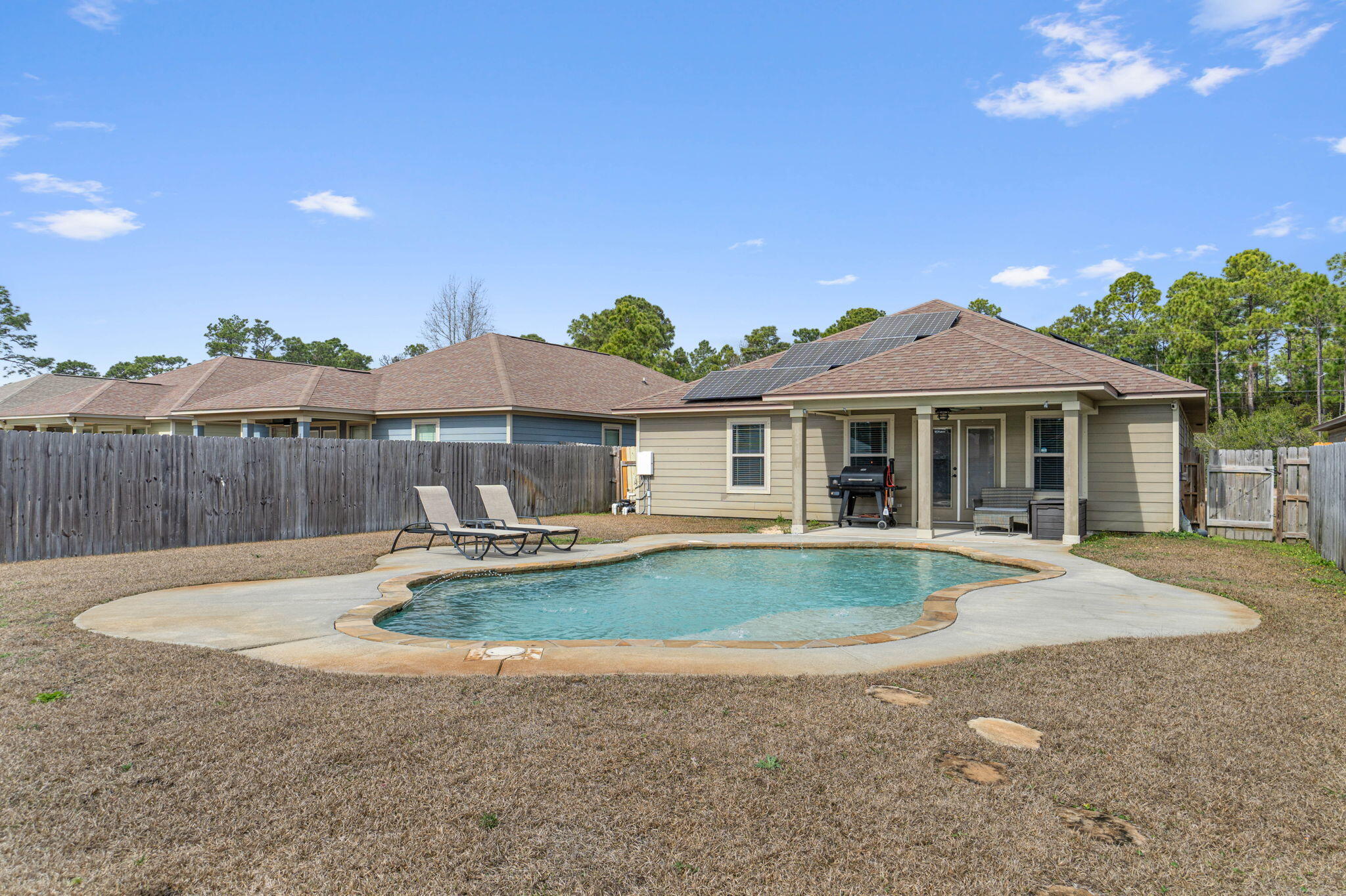 NAVARRE S/D 2ND ADDN - Residential