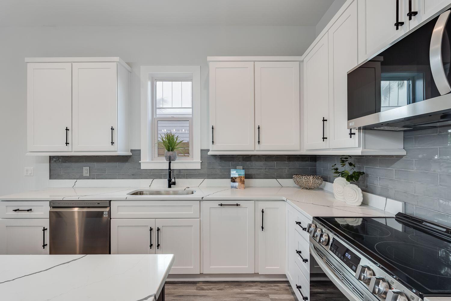 Daugette Add-Bahm Bch - Residential