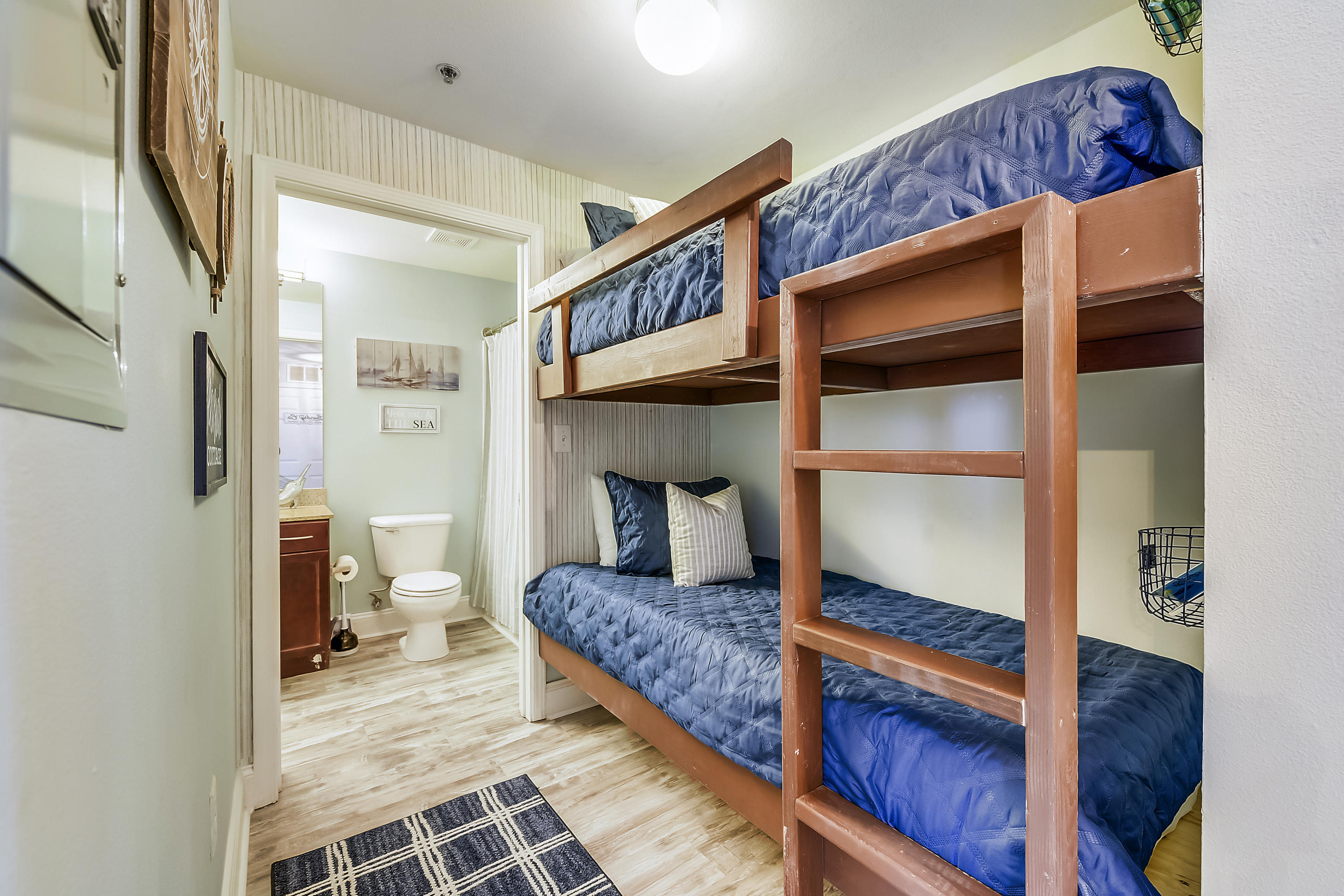 Laketown Wharf - Residential