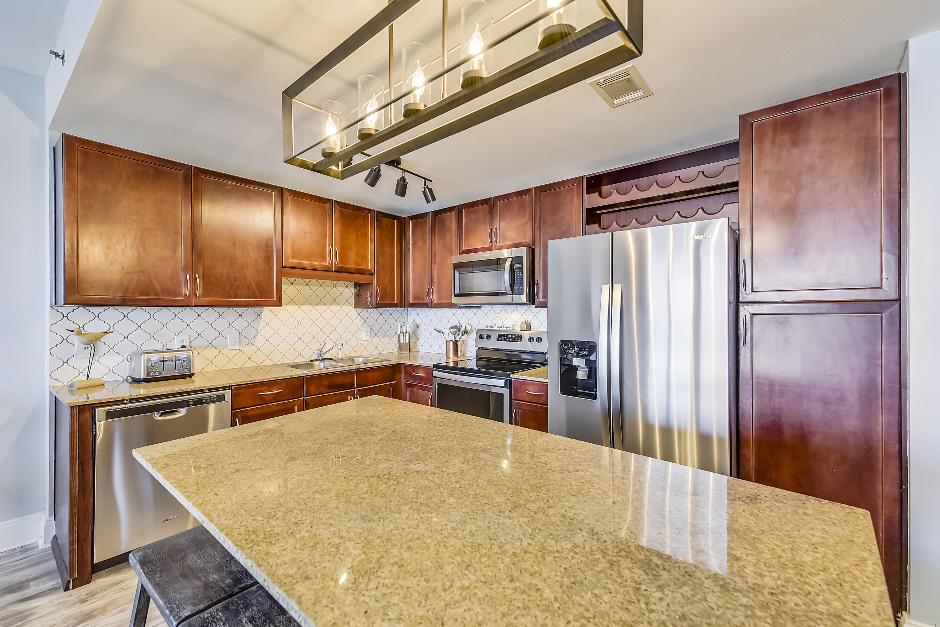 Laketown Wharf - Residential