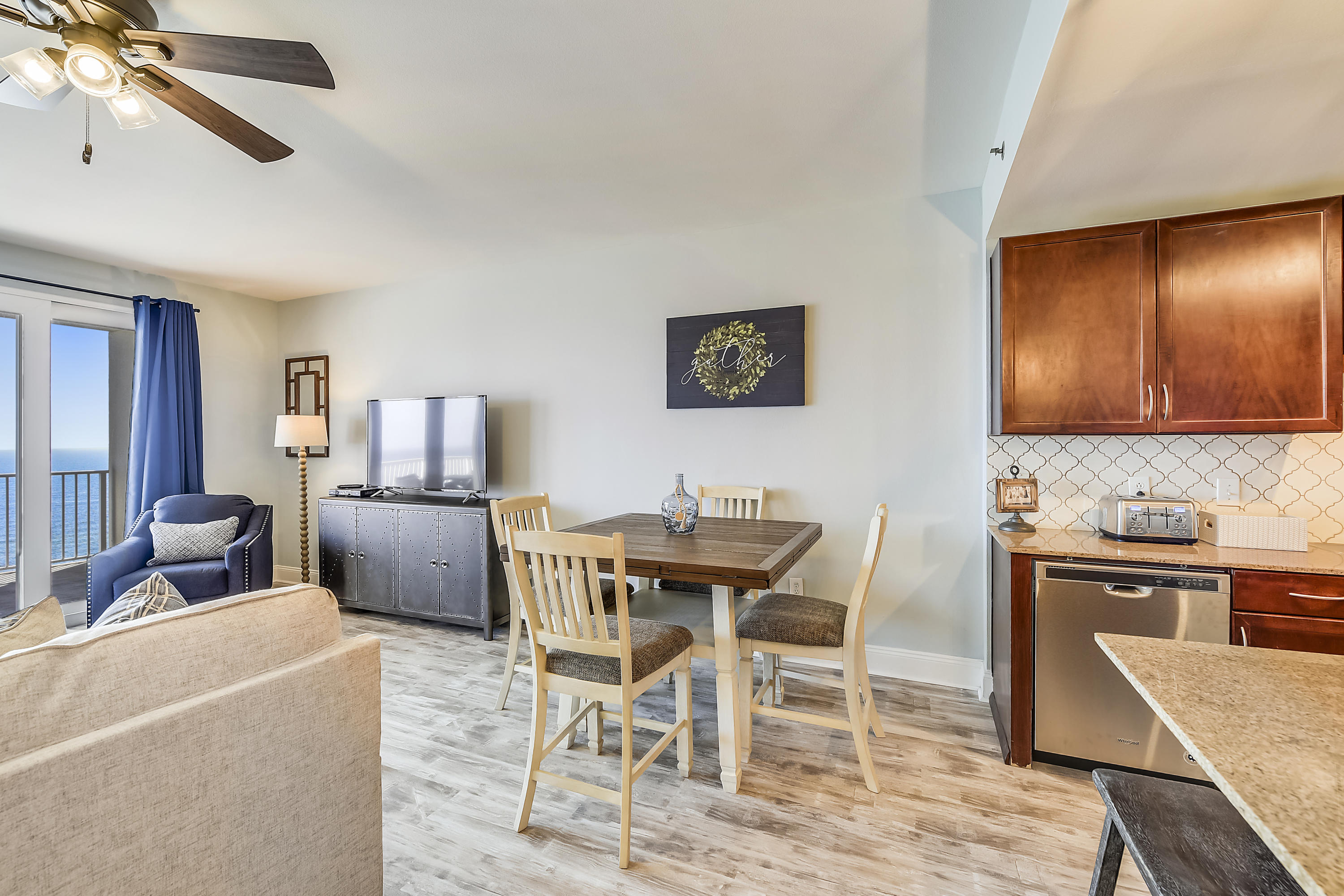 Laketown Wharf - Residential