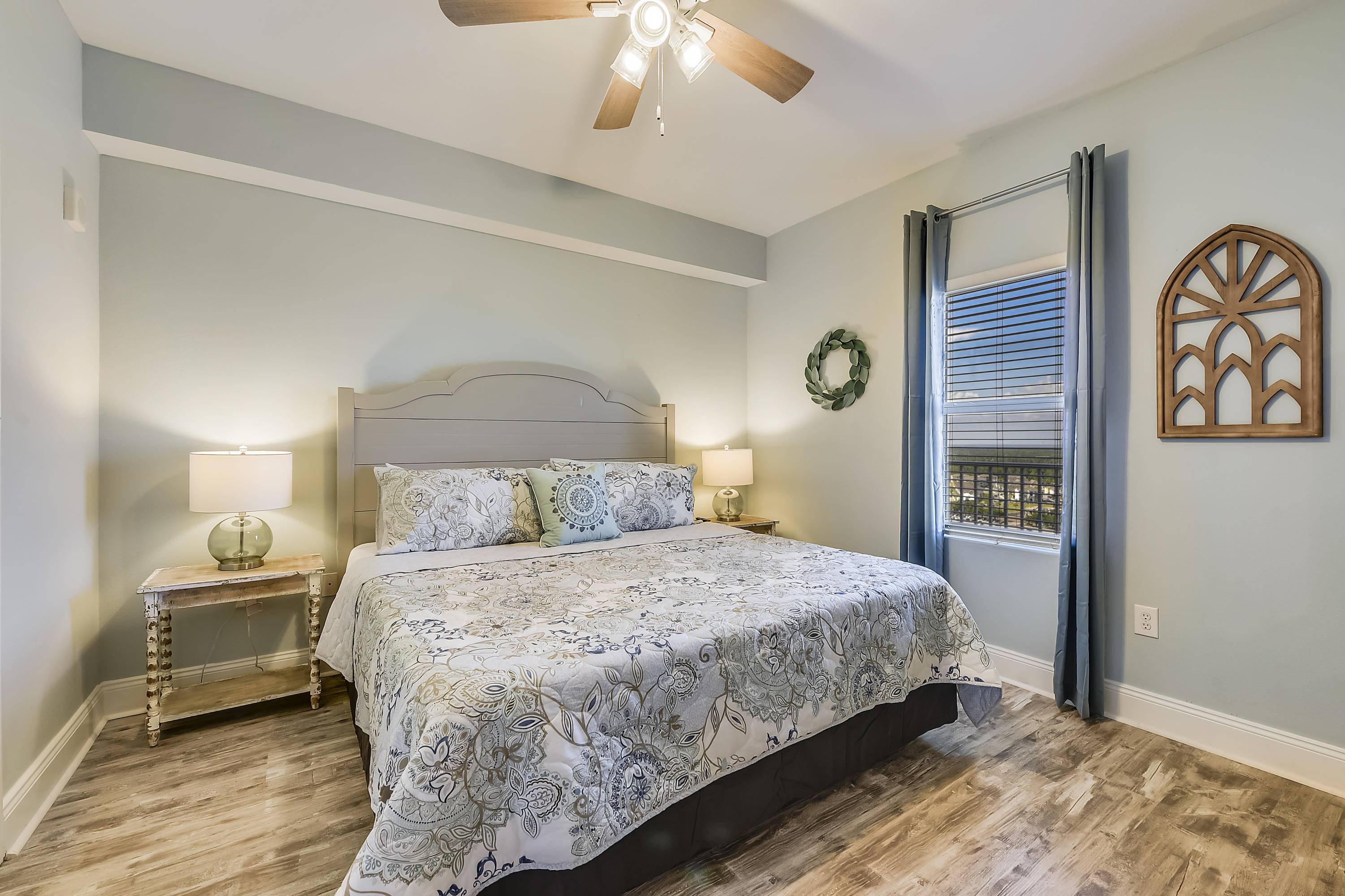 Laketown Wharf - Residential