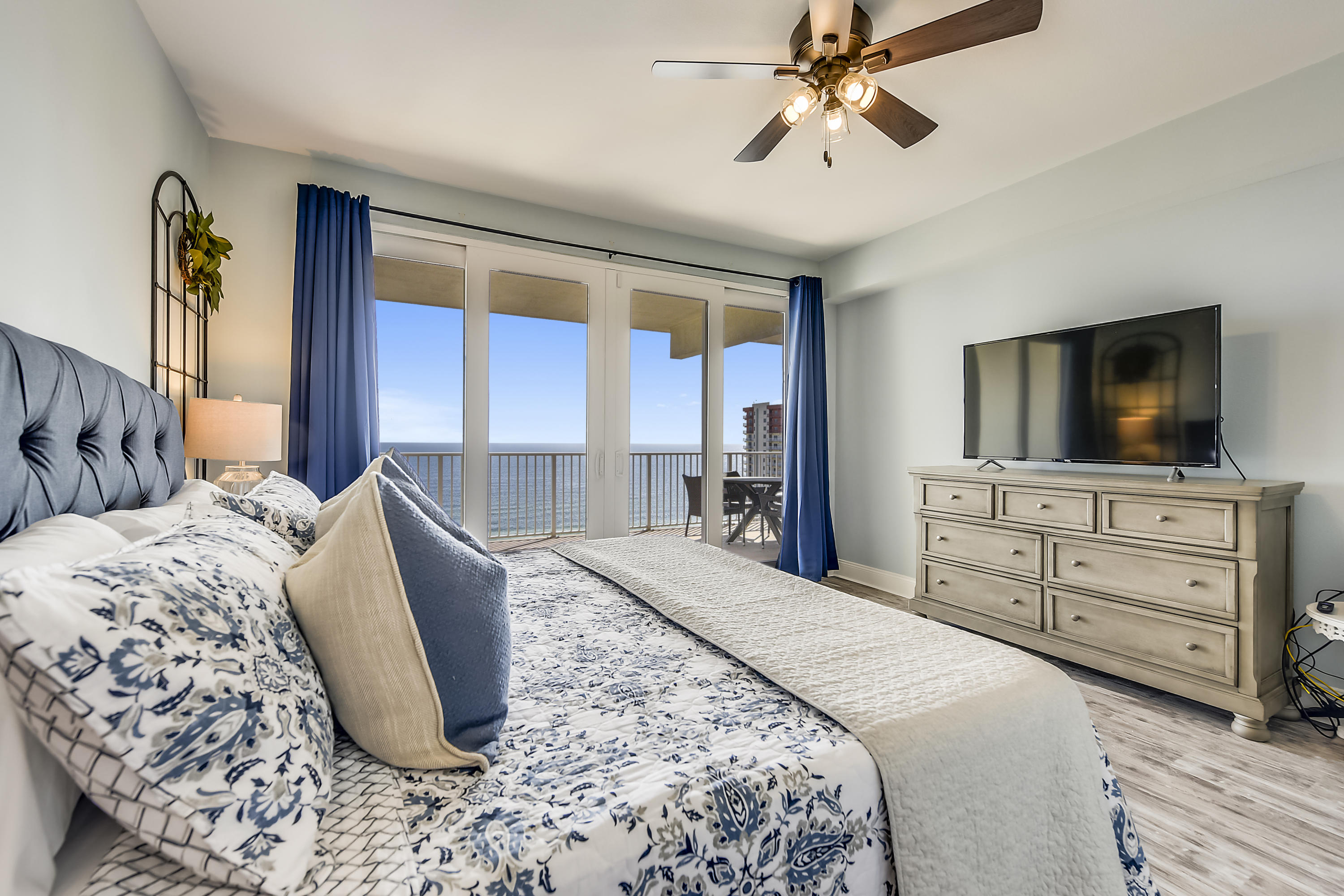 Laketown Wharf - Residential