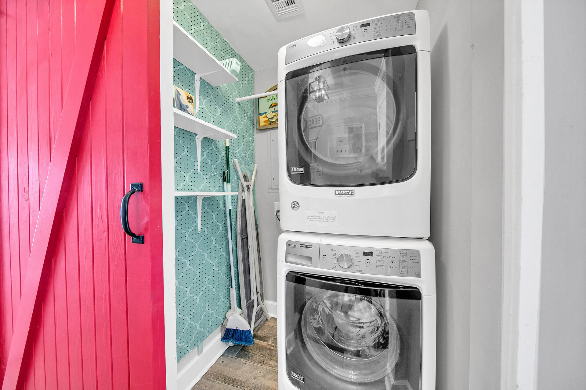 Twin Palms Resort - Residential