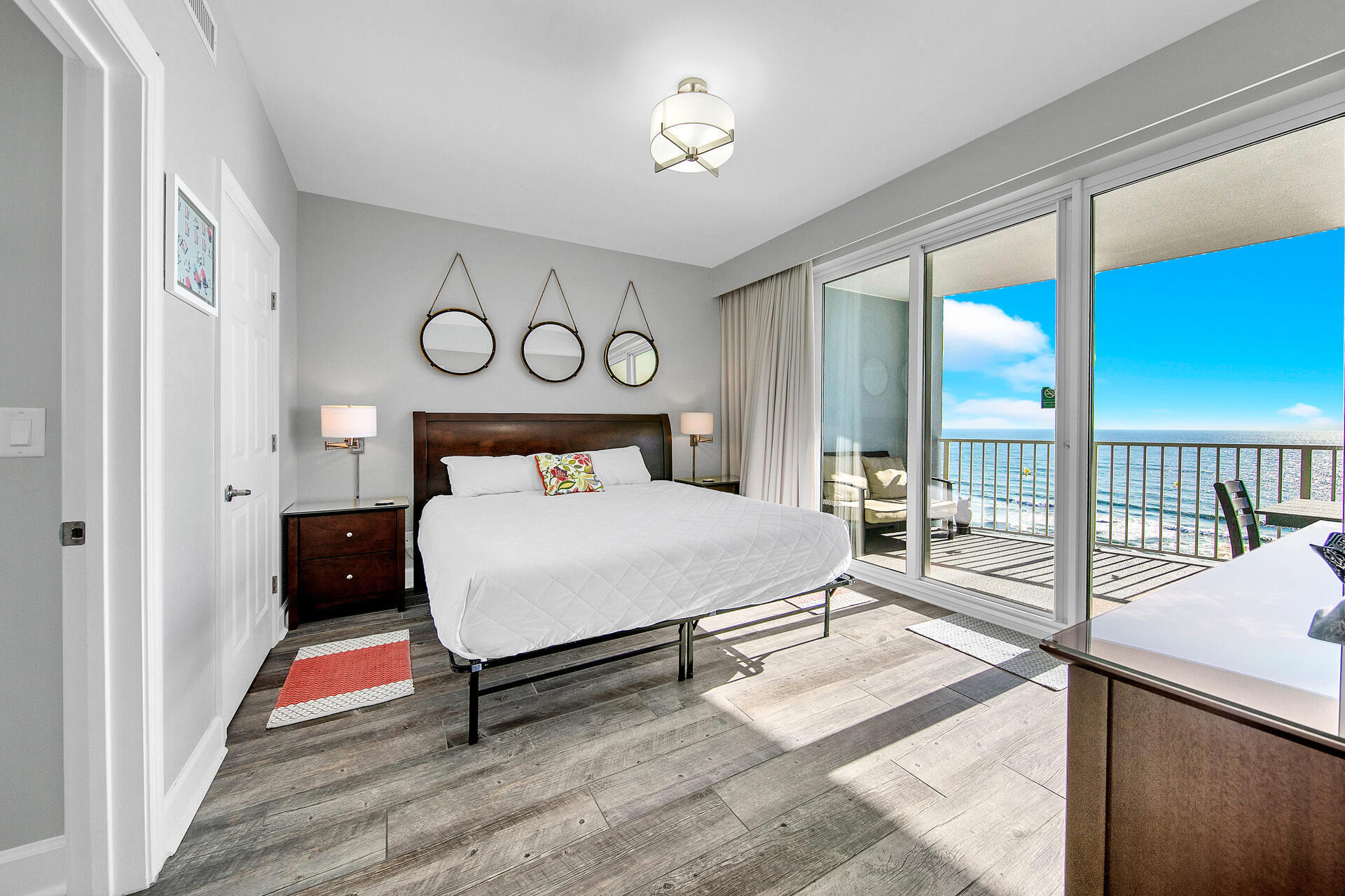 Twin Palms Resort - Residential