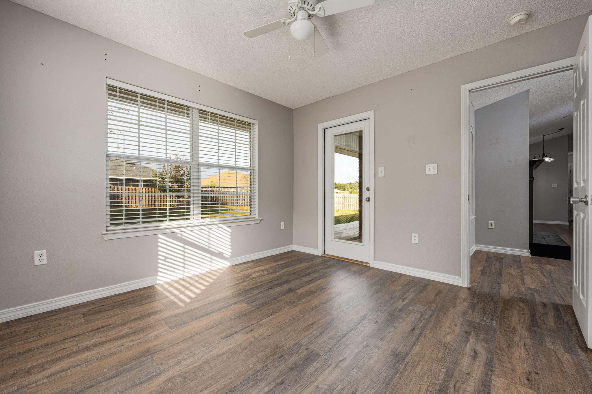 LEE FARMS PH I - Residential