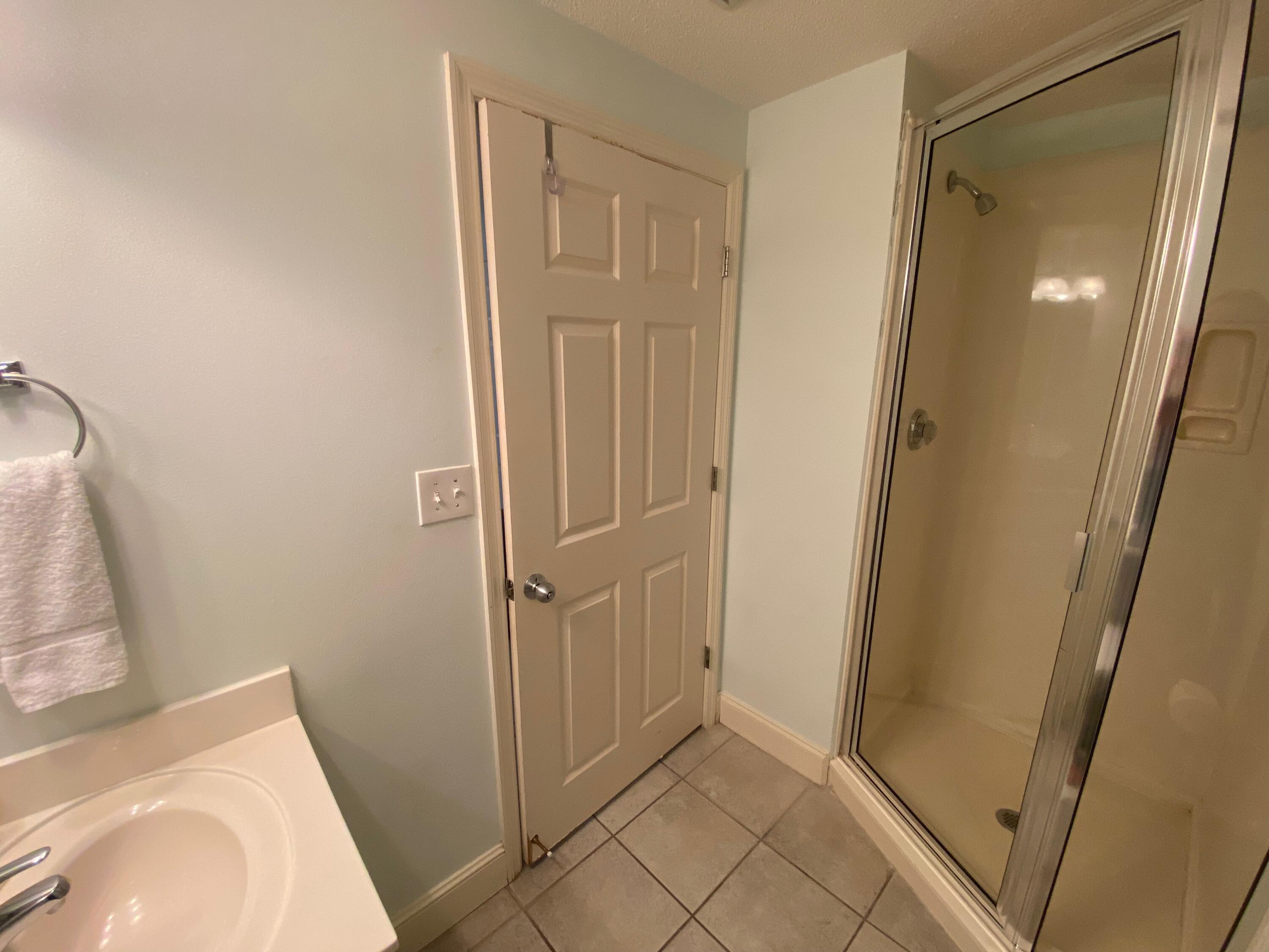 MAJESTIC BEACH TOWERS I - Residential