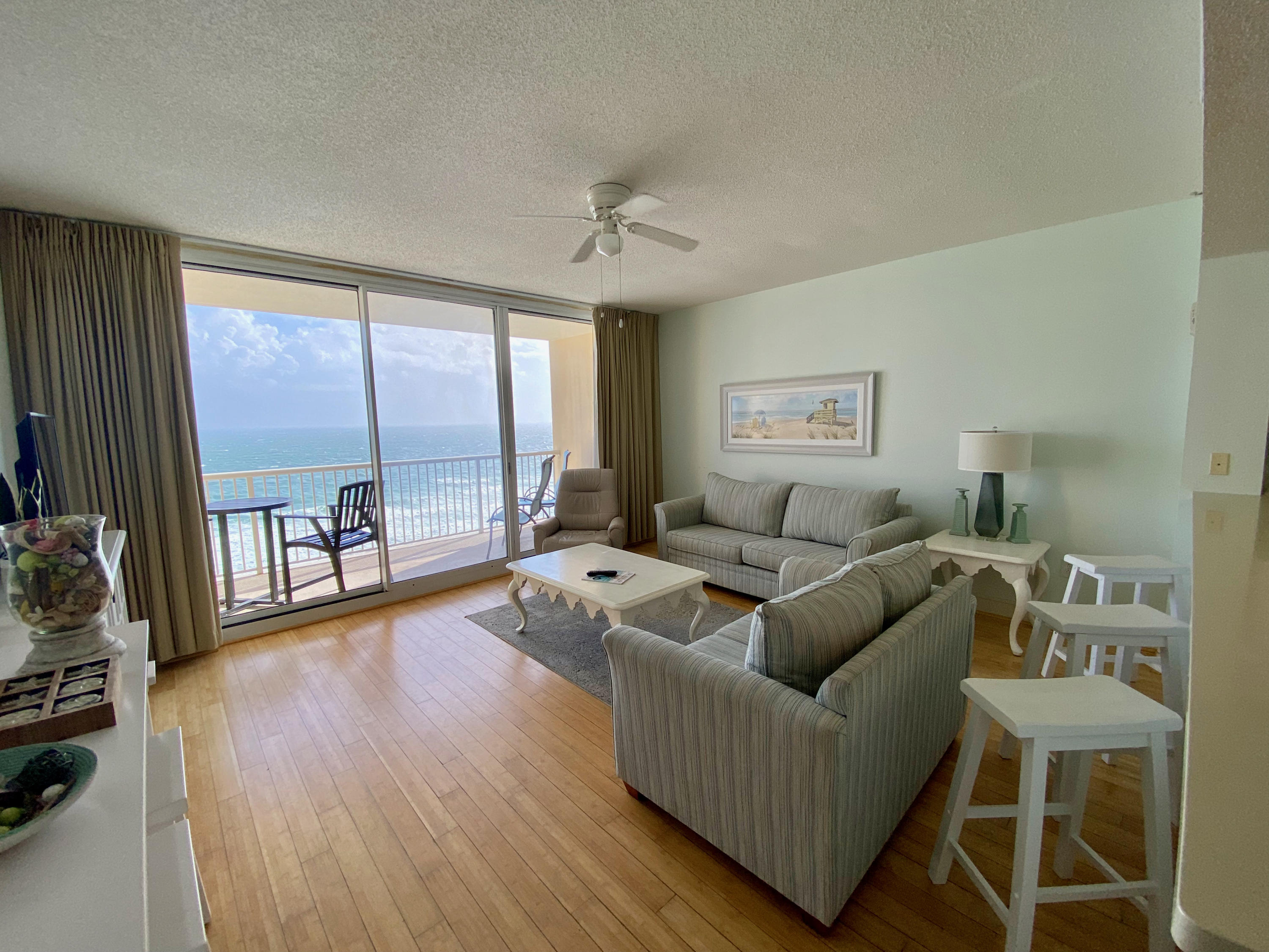 MAJESTIC BEACH TOWERS I - Residential