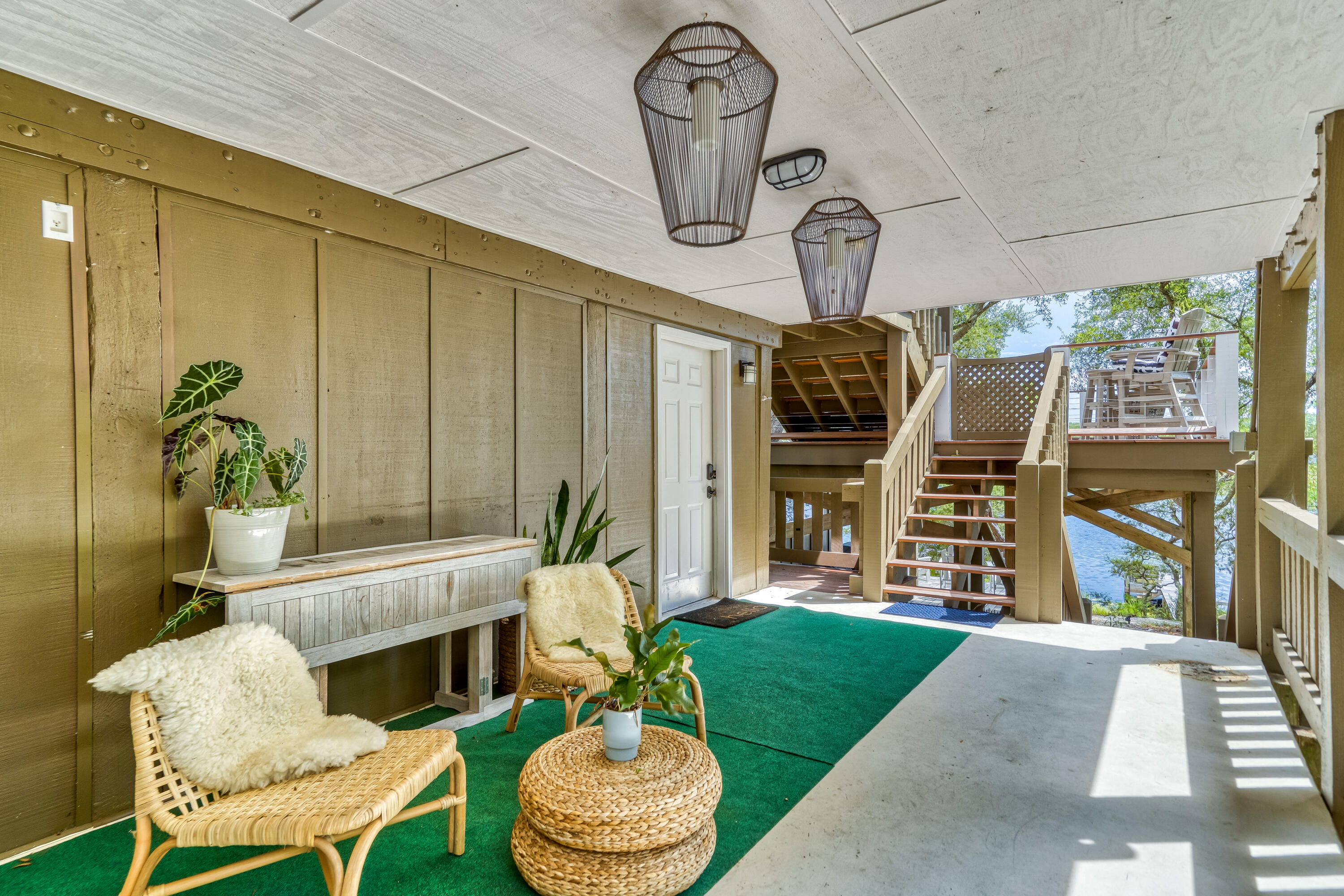 COUNTRY CABINS PH 2 - Residential