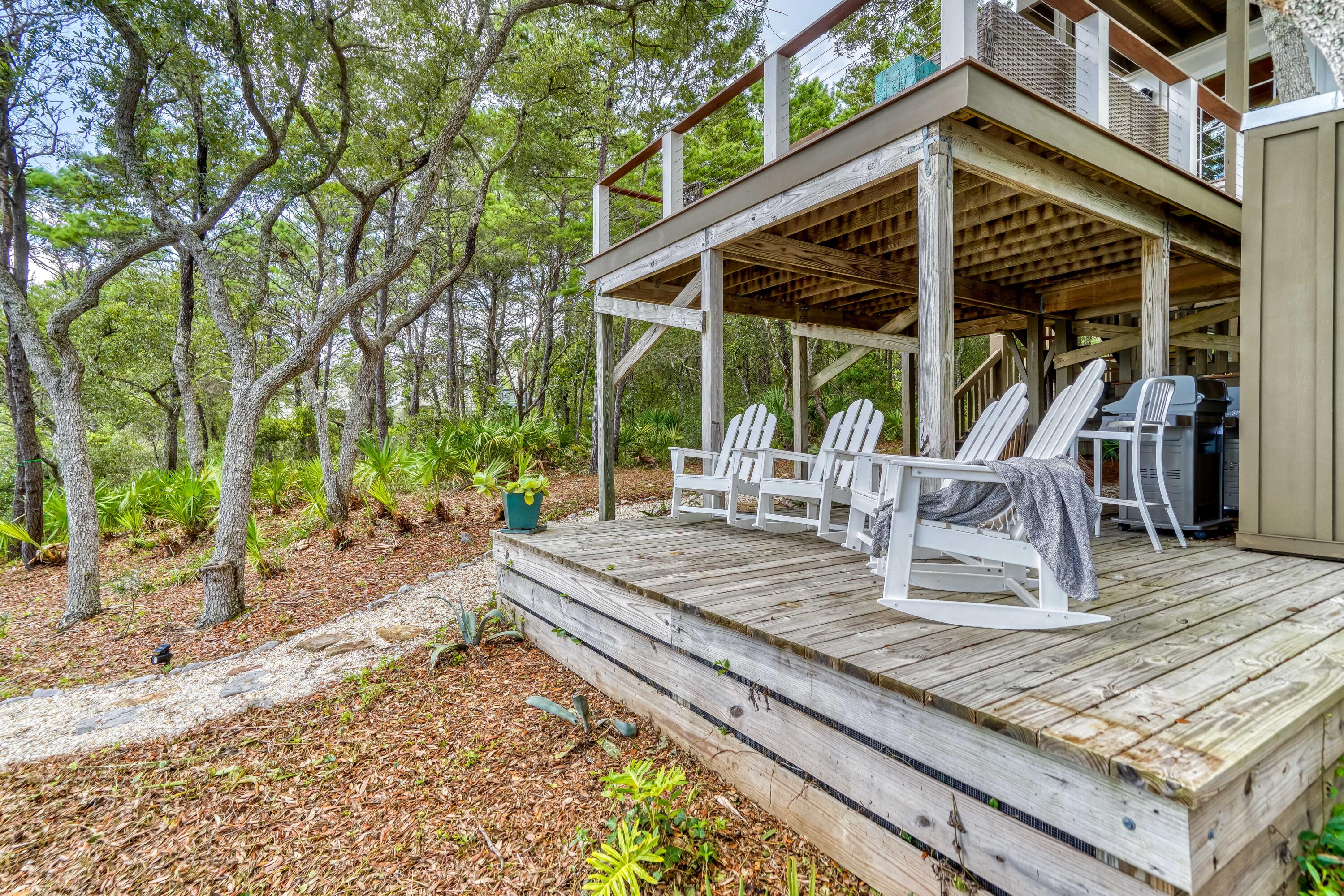 COUNTRY CABINS PH 2 - Residential
