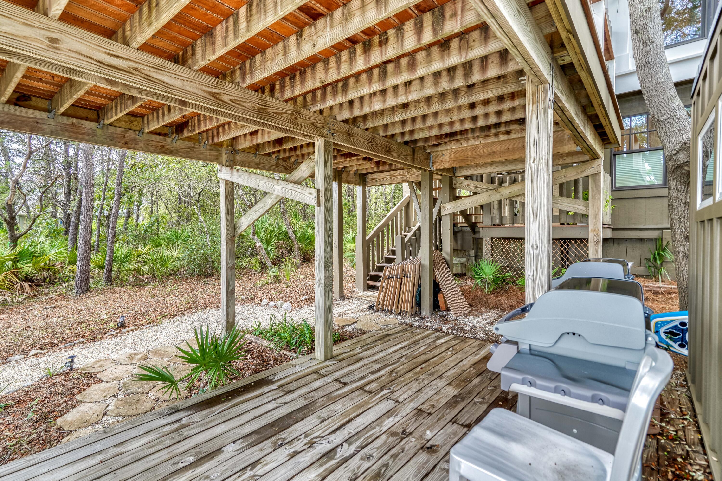 COUNTRY CABINS PH 2 - Residential