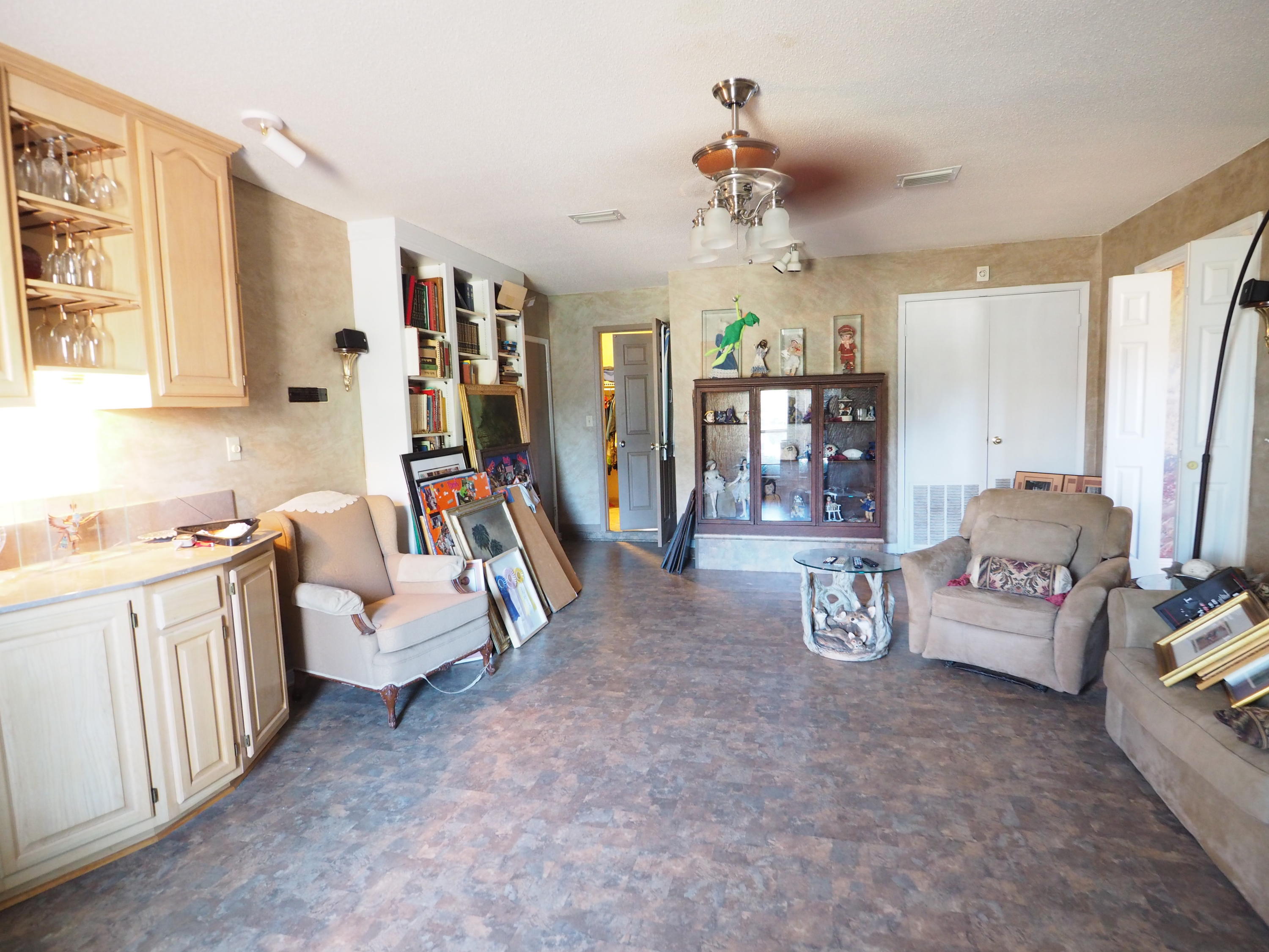 LAKE LORRAINE - Residential