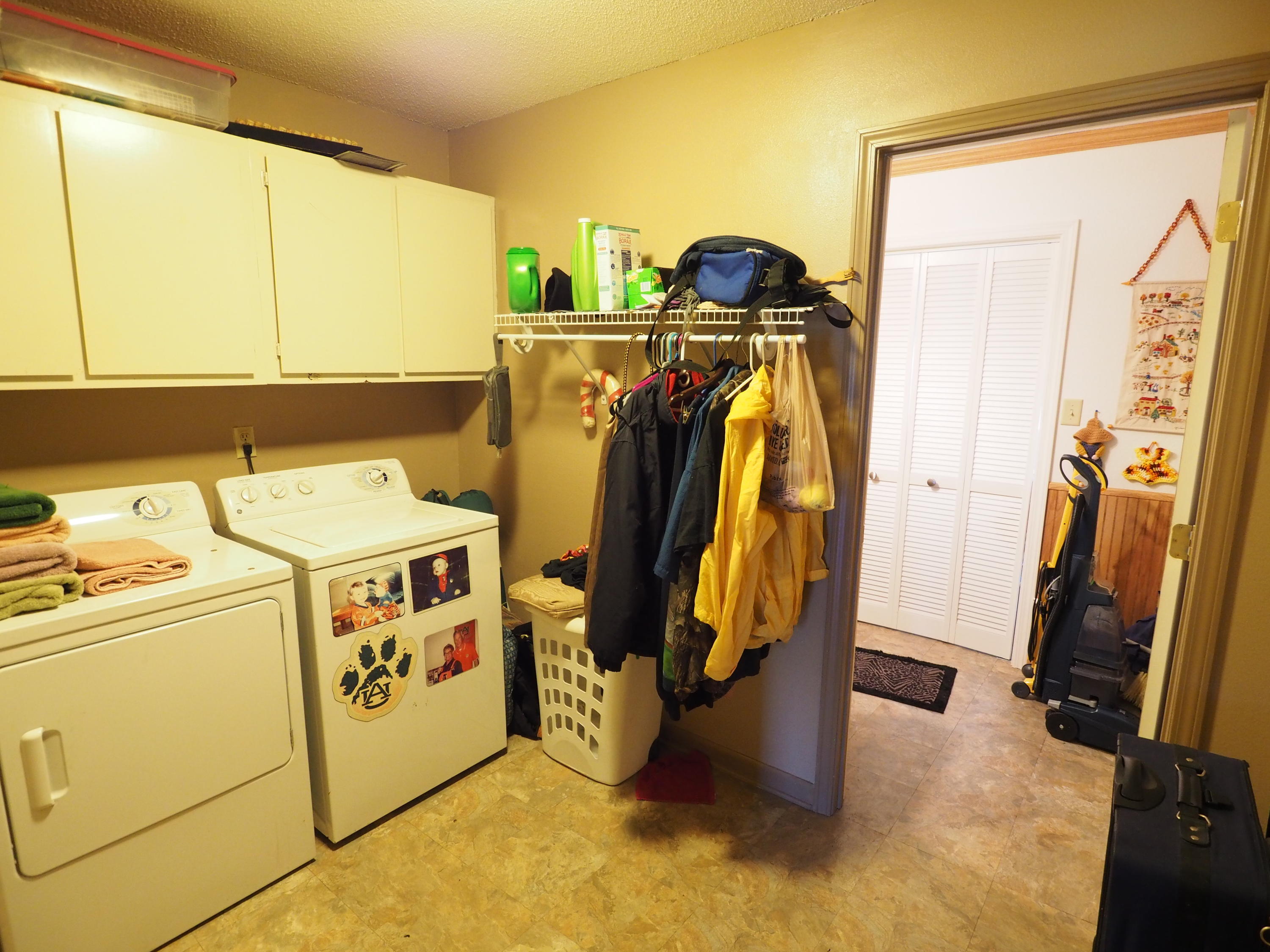 LAKE LORRAINE - Residential