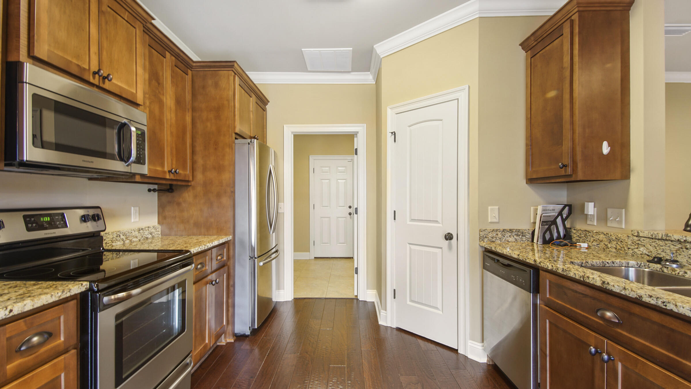 DEERFIELD ESTATES - Residential