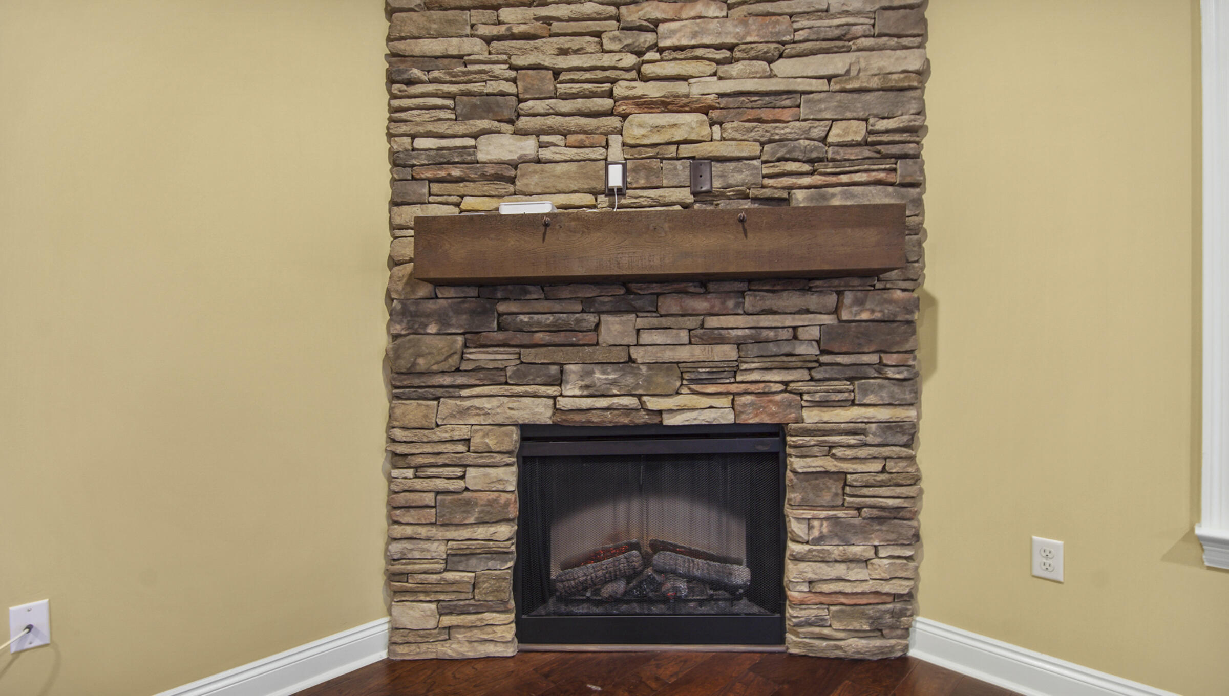 DEERFIELD ESTATES - Residential