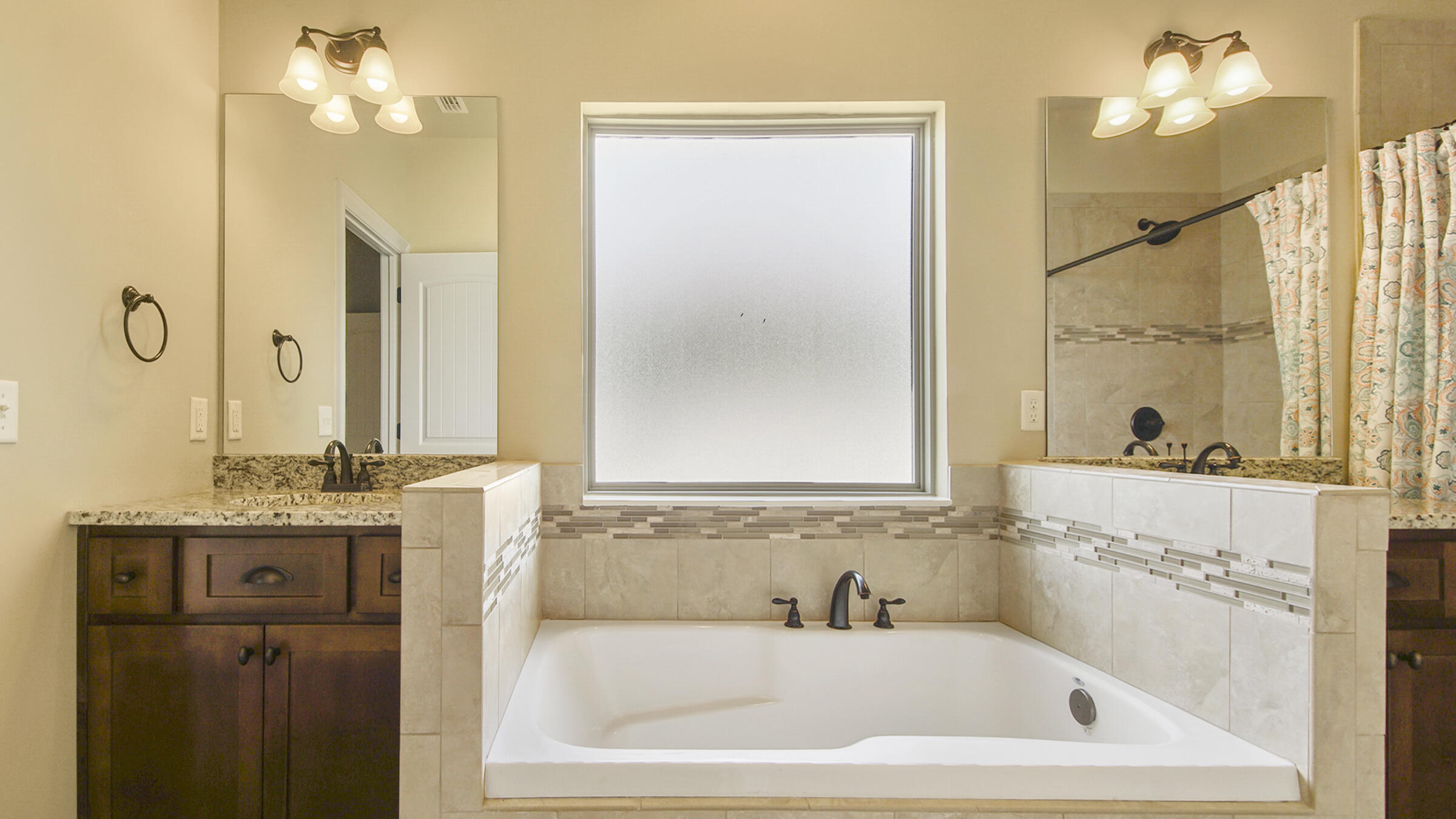 DEERFIELD ESTATES - Residential