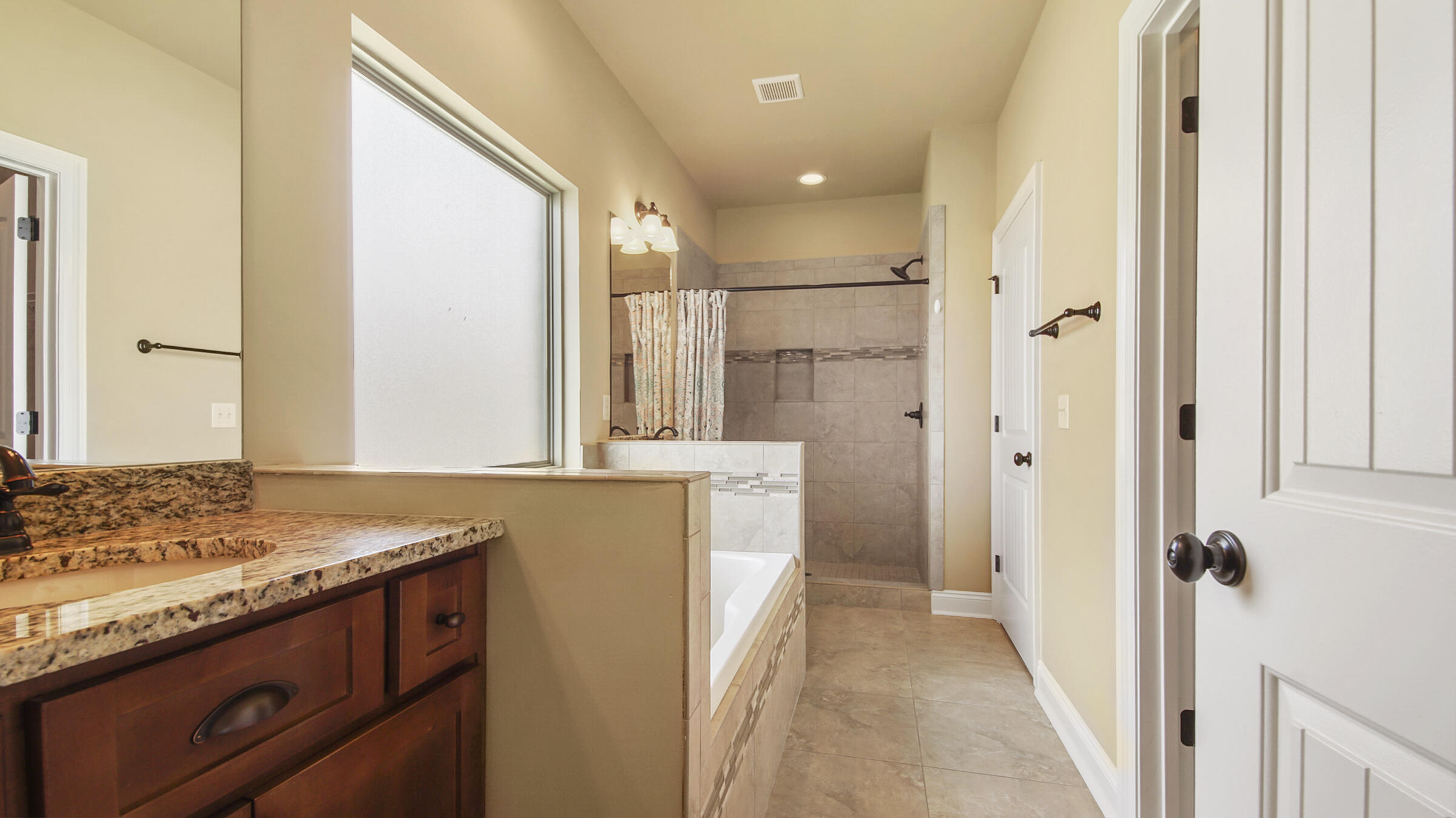 DEERFIELD ESTATES - Residential