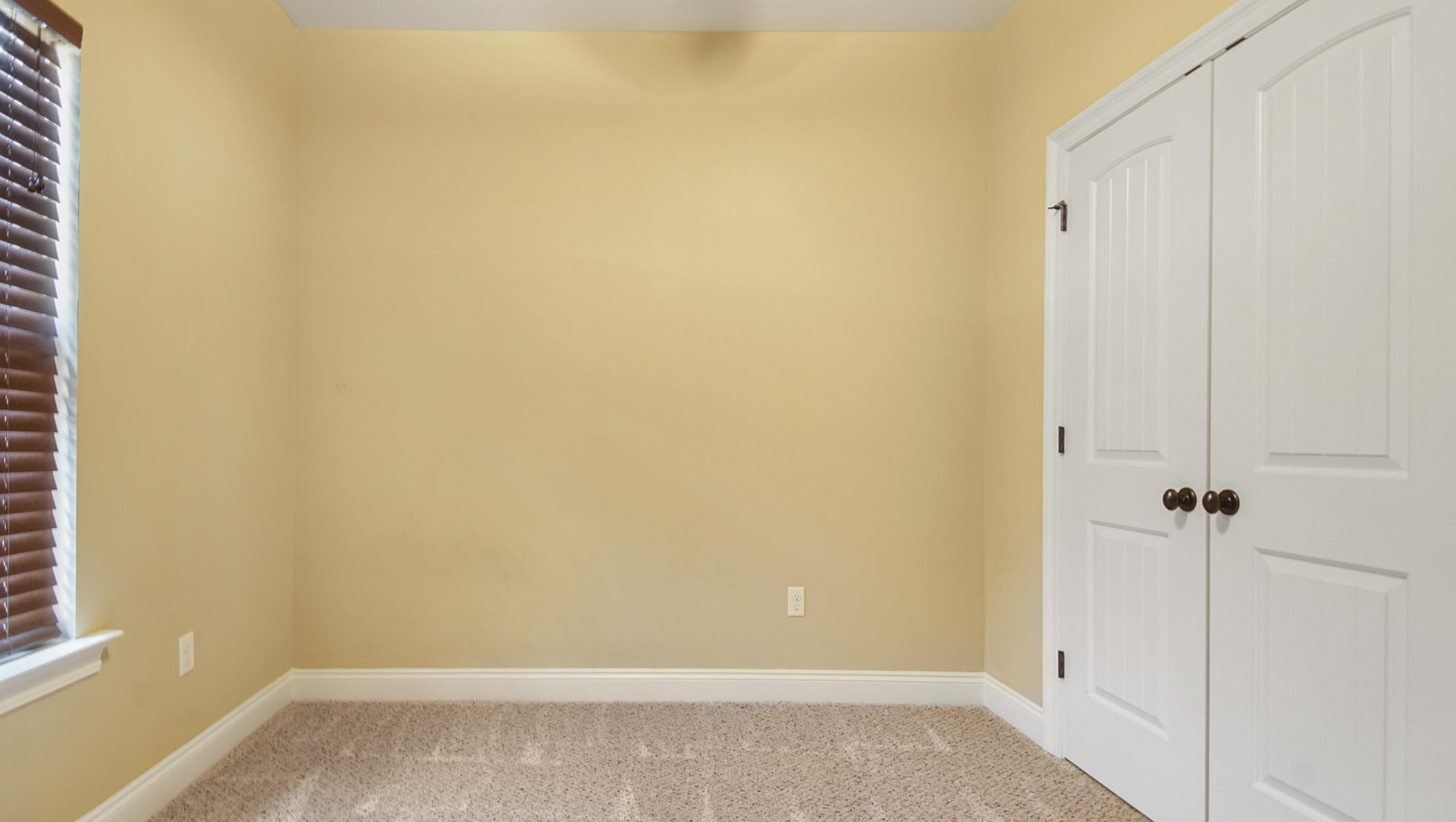 DEERFIELD ESTATES - Residential