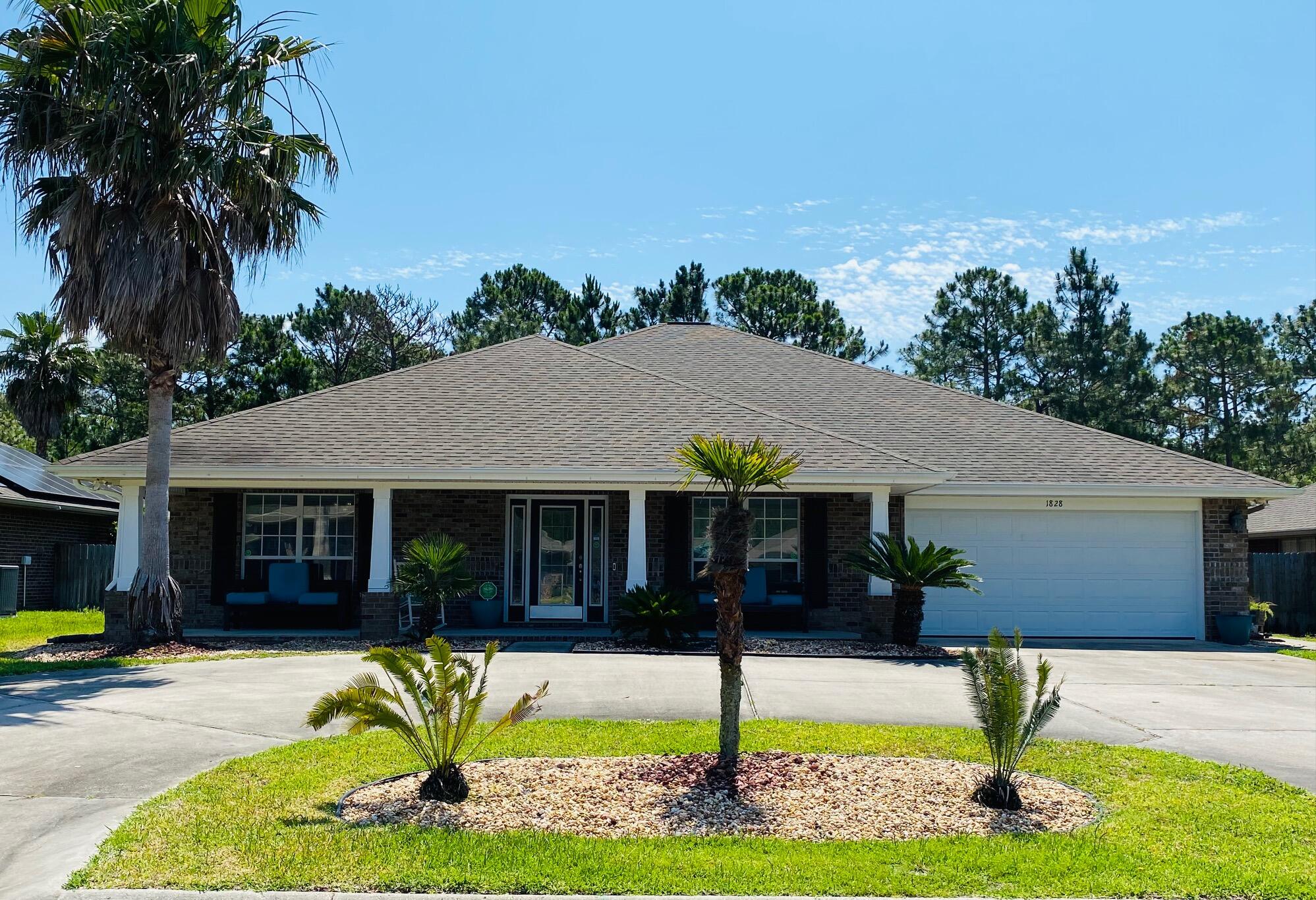 * Open Houses: Friday, Jun 4th 3-5pm, Sat Jun 5th 1-3pm! * Gorgeous all brick home in Summerset! 2007 Roof, 2016 AC, 2018 Hot Water Heater, 2019 Hot Tub, 2019 10x16' Shed with Metal Roof, and a transferrable Termite Bond! All bedrooms are large and spacious. Master Bed features a sitting area and large walk-in closets. Master Bath has separate vanities, a deep garden tub and large shower! The Kitchen is featured at the heart of the home, perfect for entertaining! The large yard is complete with sprinklers and beautiful landscaping. The circular driveway has more than enough room for all of your vehicles! Pride of ownership is truly apparent both inside and out!