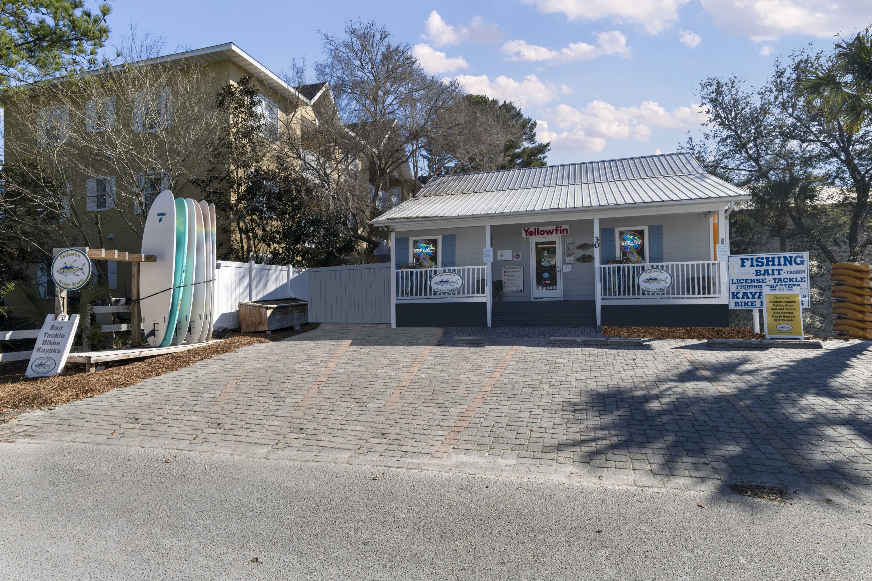 EASTERN LAKE VILLAGE - Residential