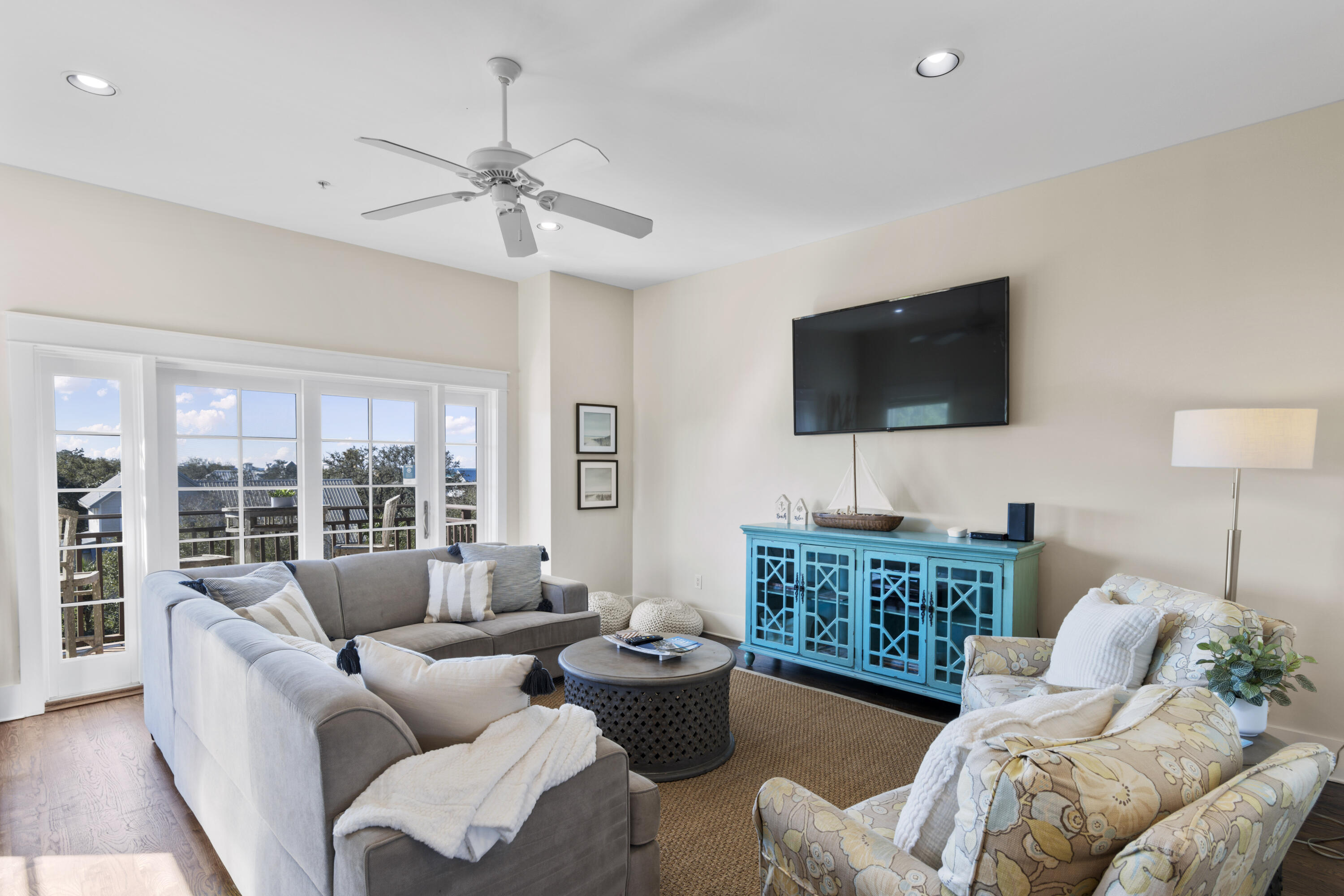 EASTERN LAKE VILLAGE - Residential